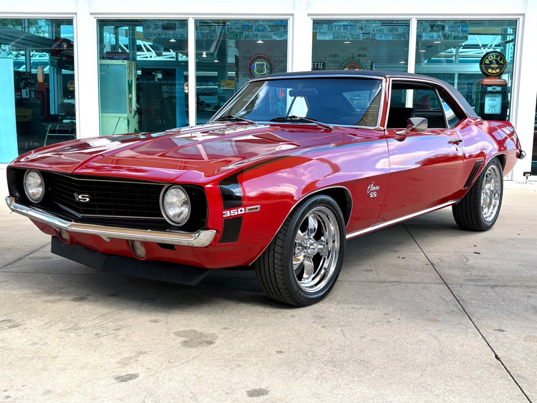 Vehicle photo 11