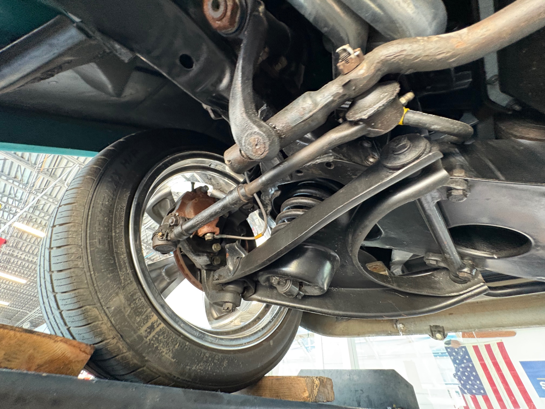 Vehicle photo 45