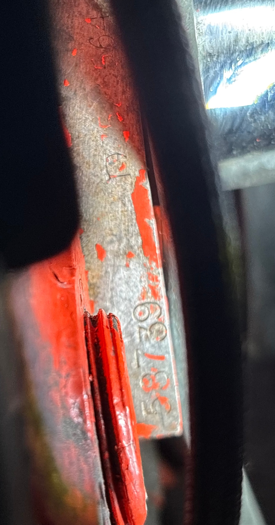 Vehicle photo 19