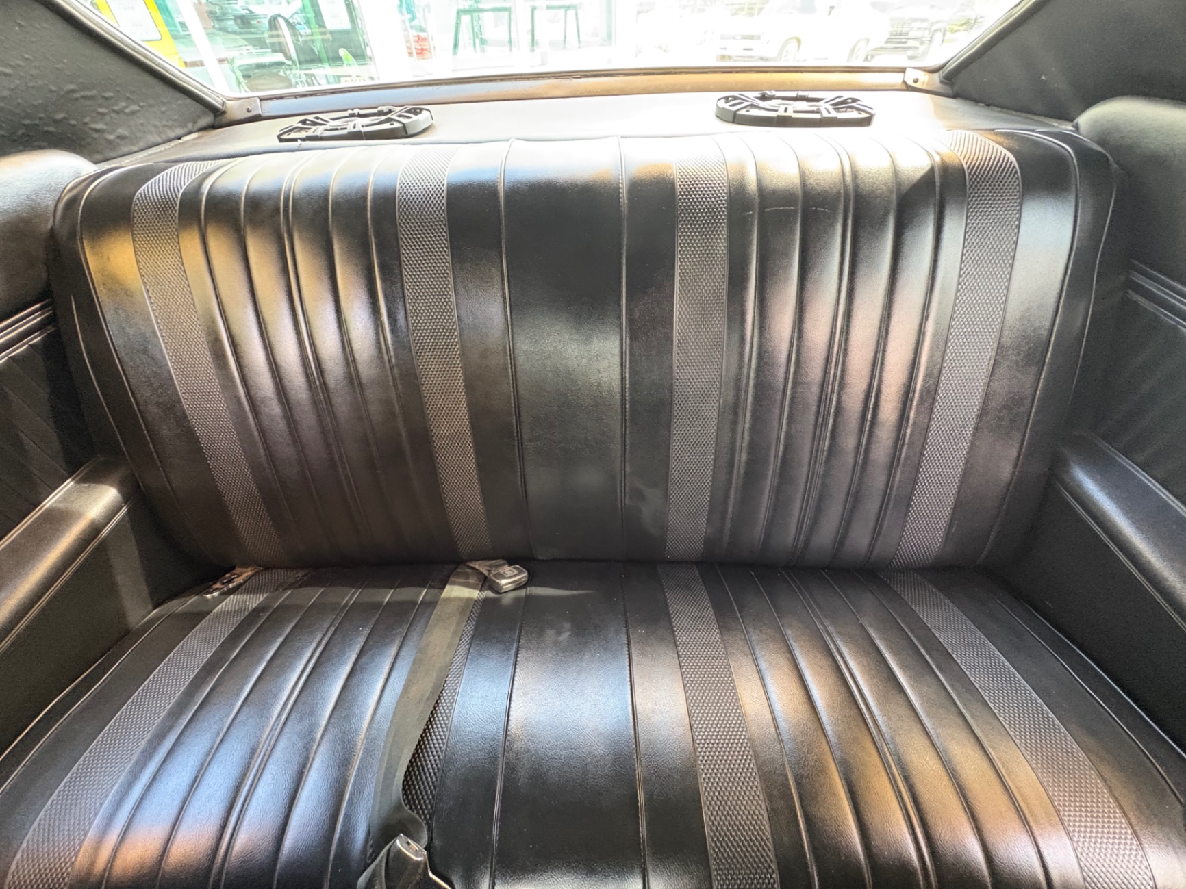 Vehicle photo 41