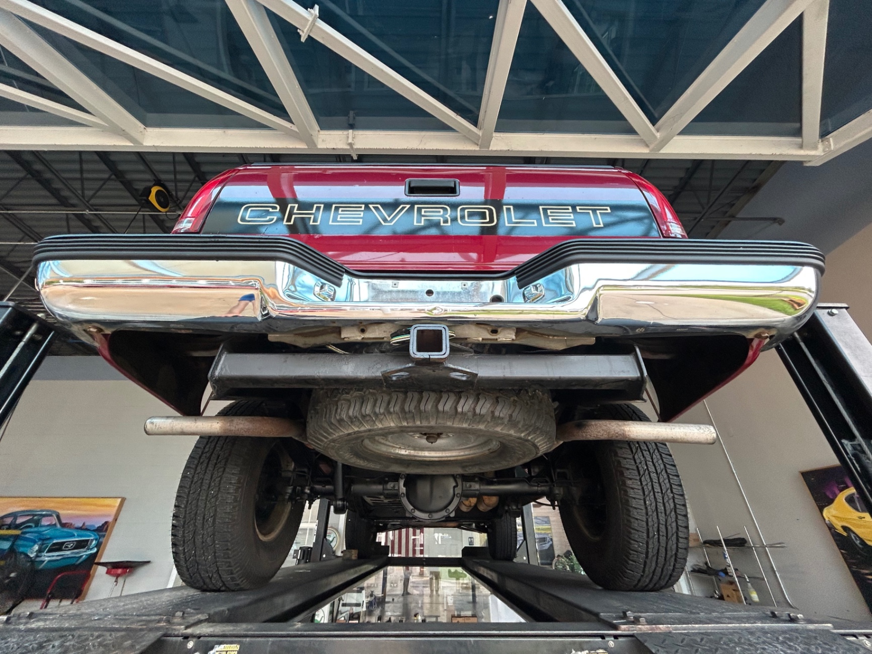 Vehicle photo 43