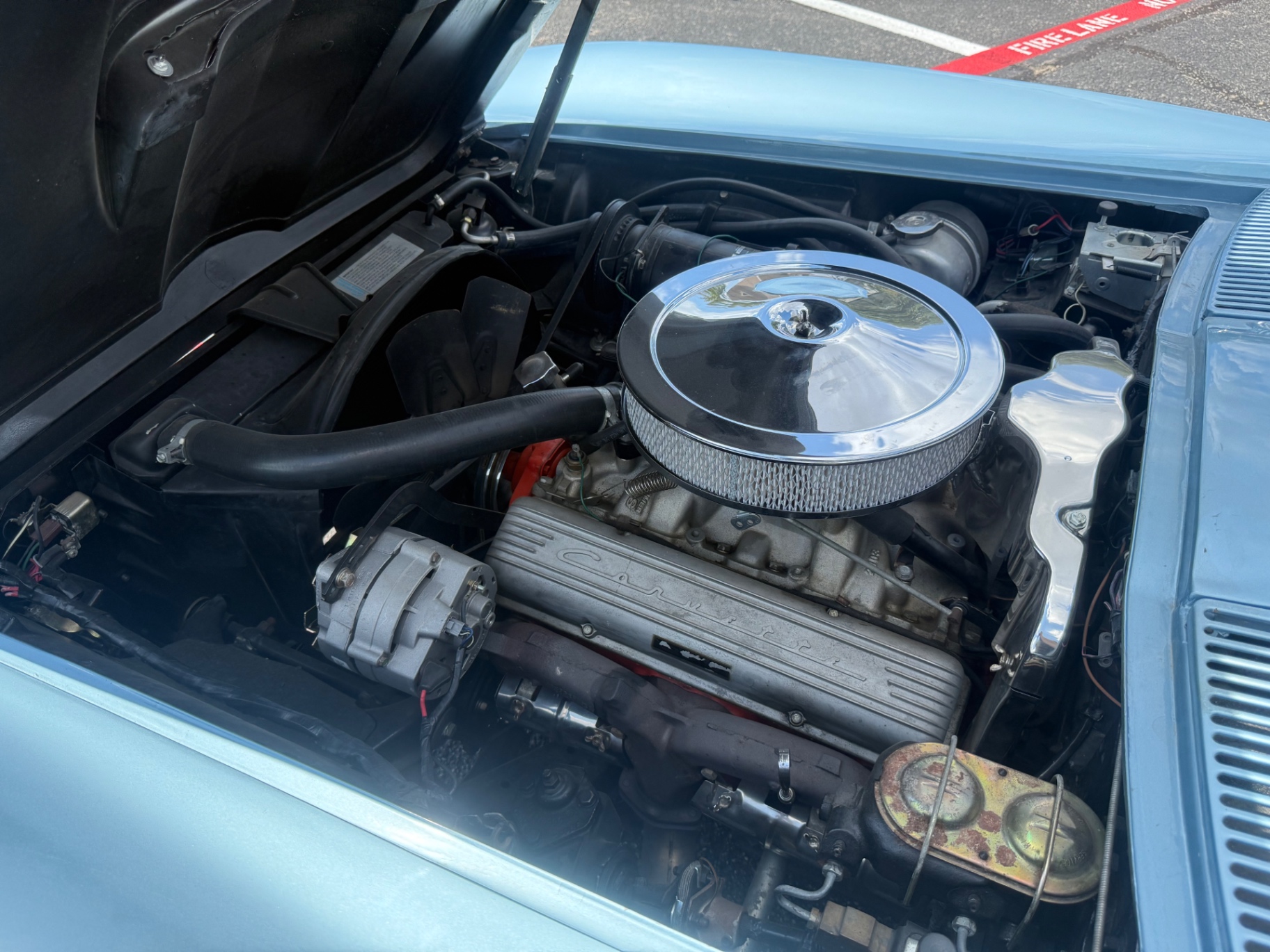Vehicle photo 30