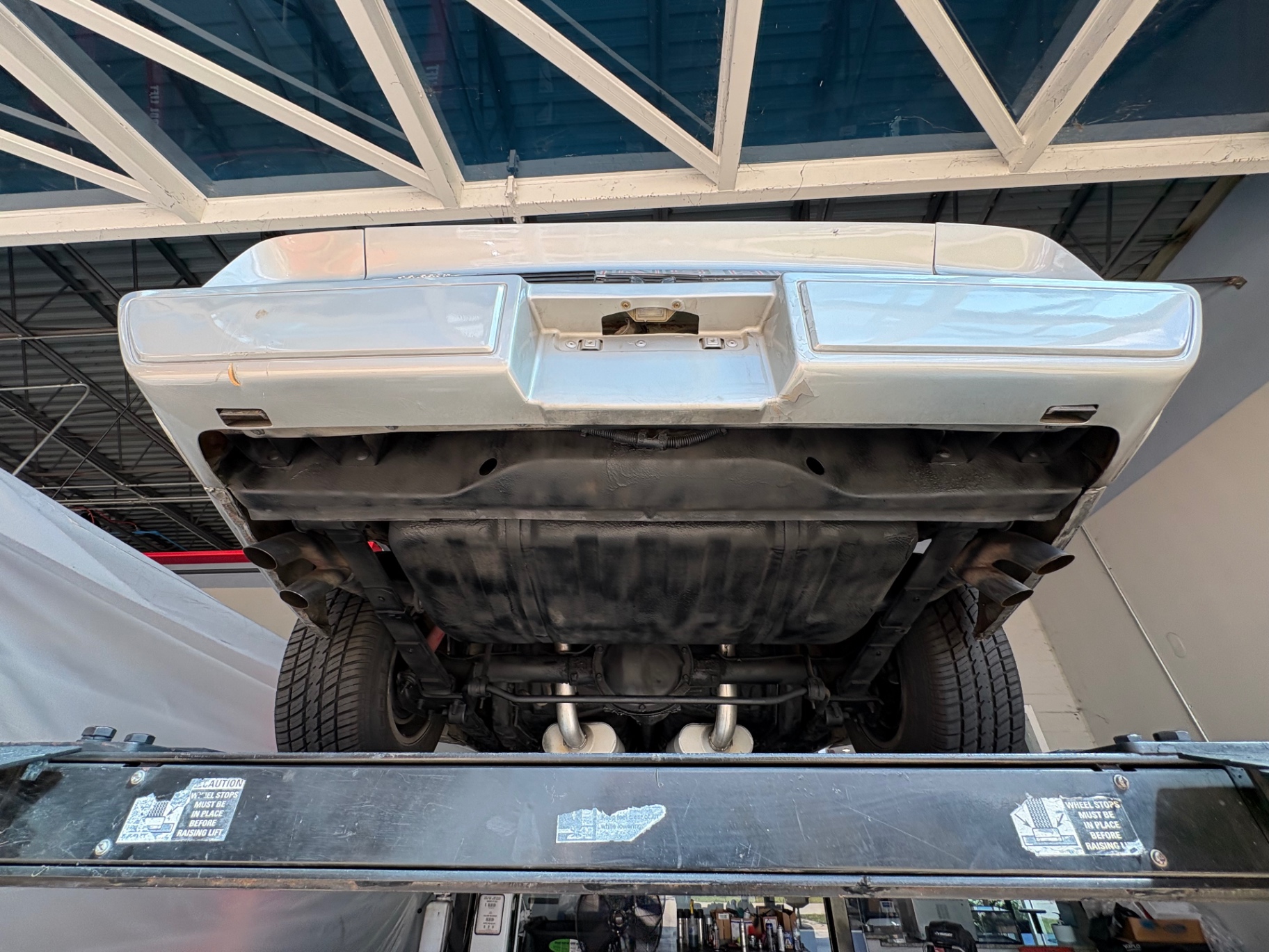 Vehicle photo 45