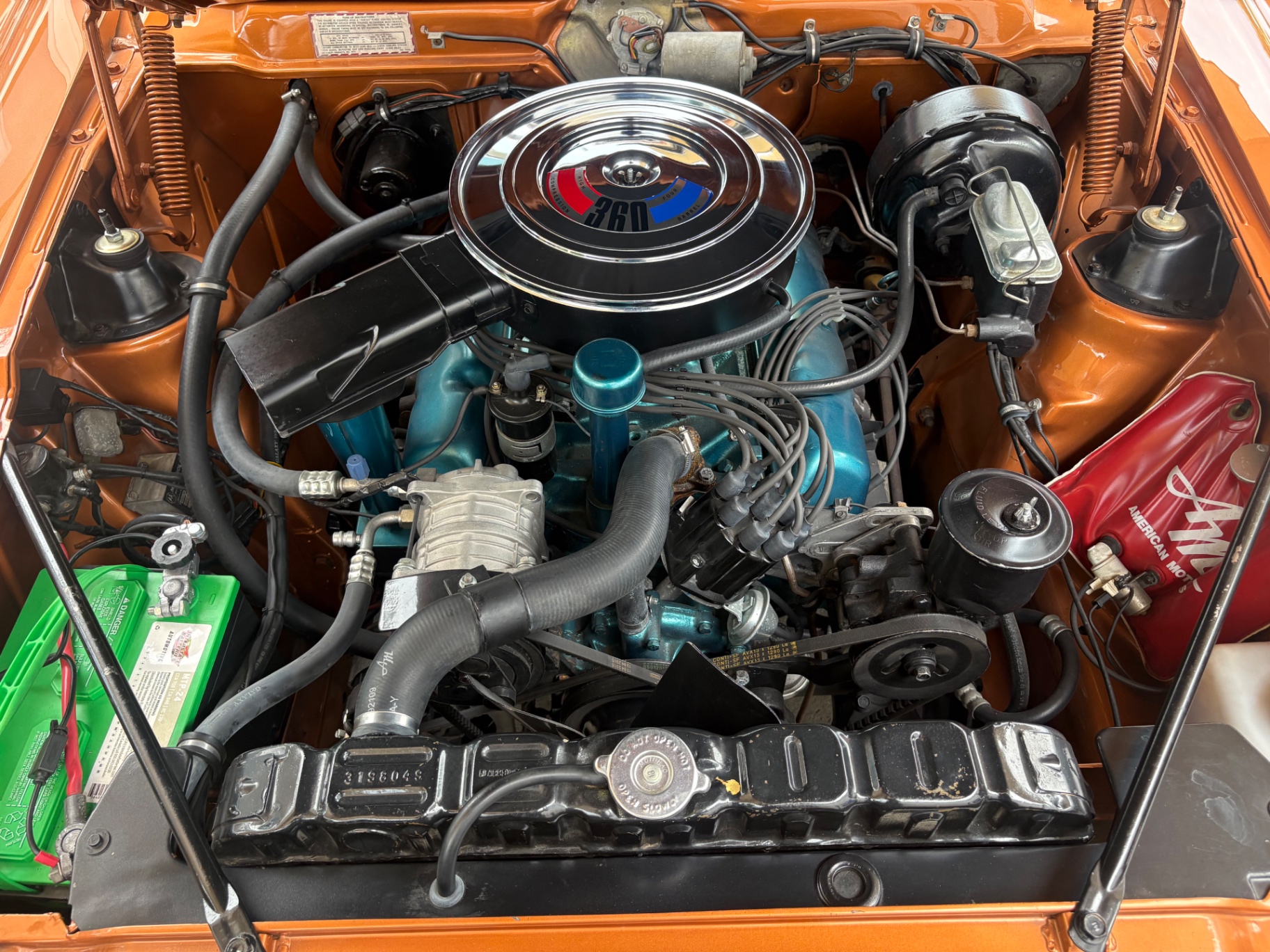 Vehicle photo 28