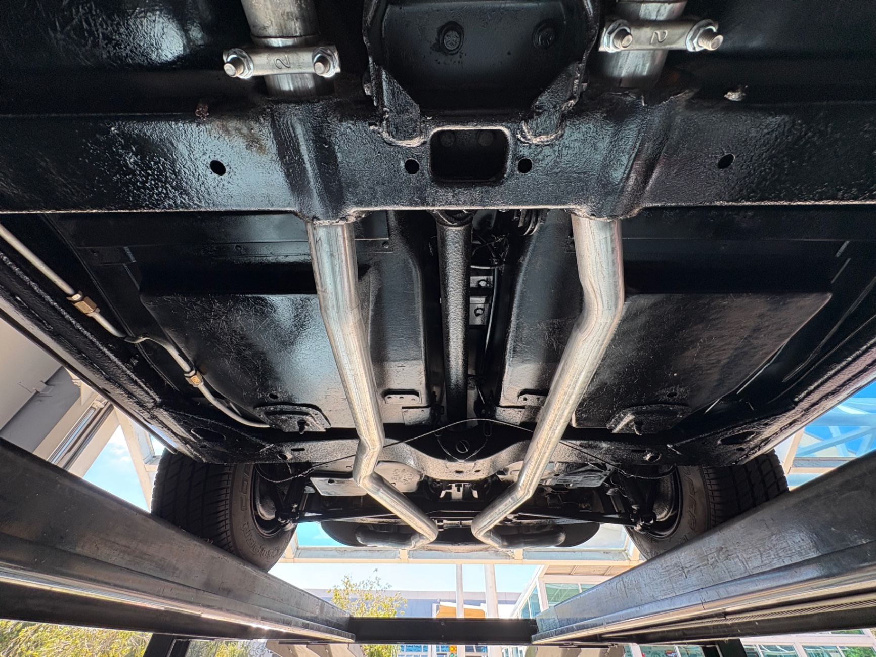 Vehicle photo 67