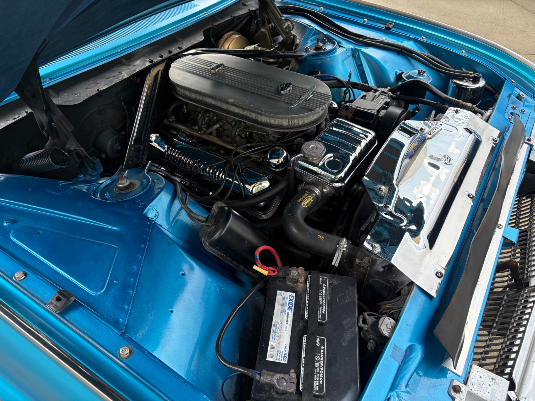 Vehicle photo 26