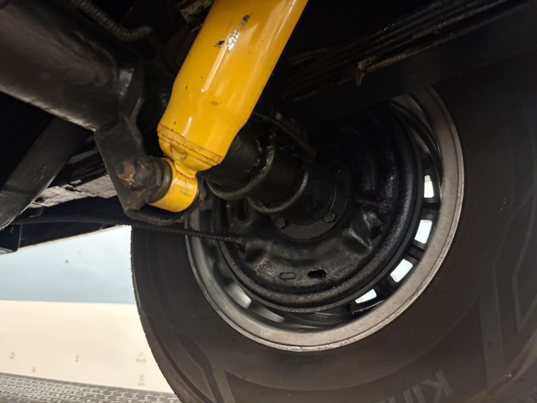 Vehicle photo 31
