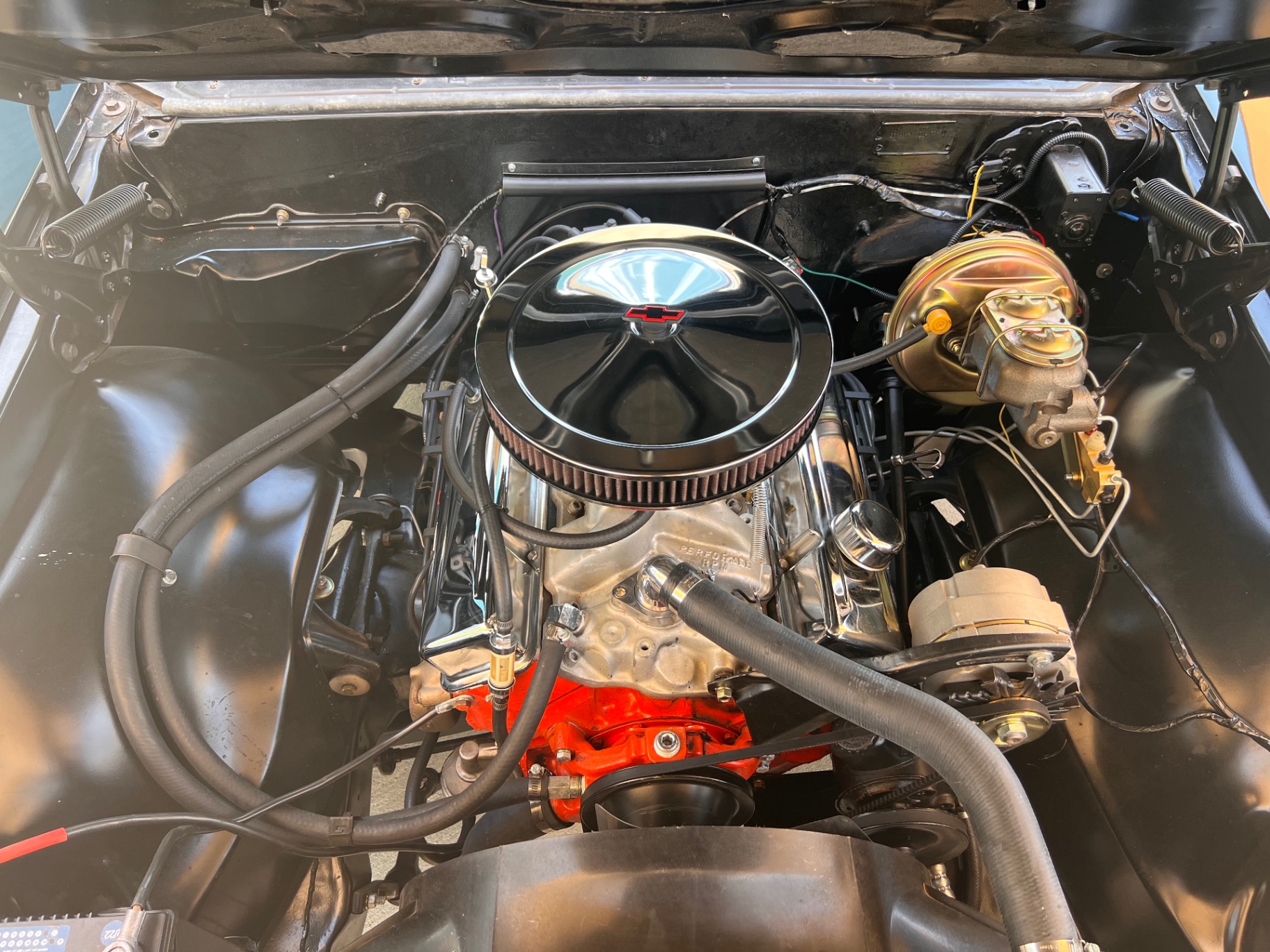 Vehicle photo 22