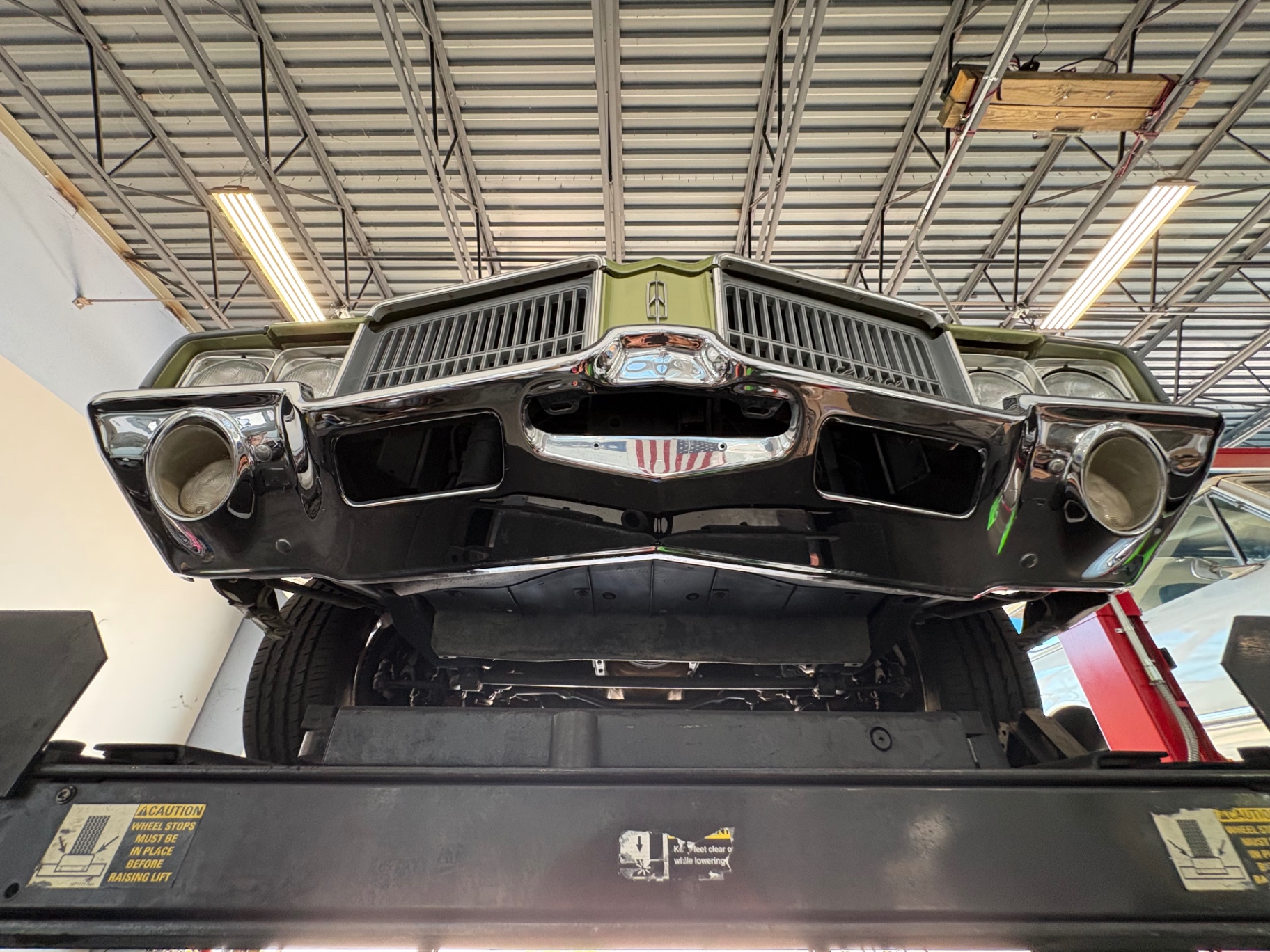 Vehicle photo 61