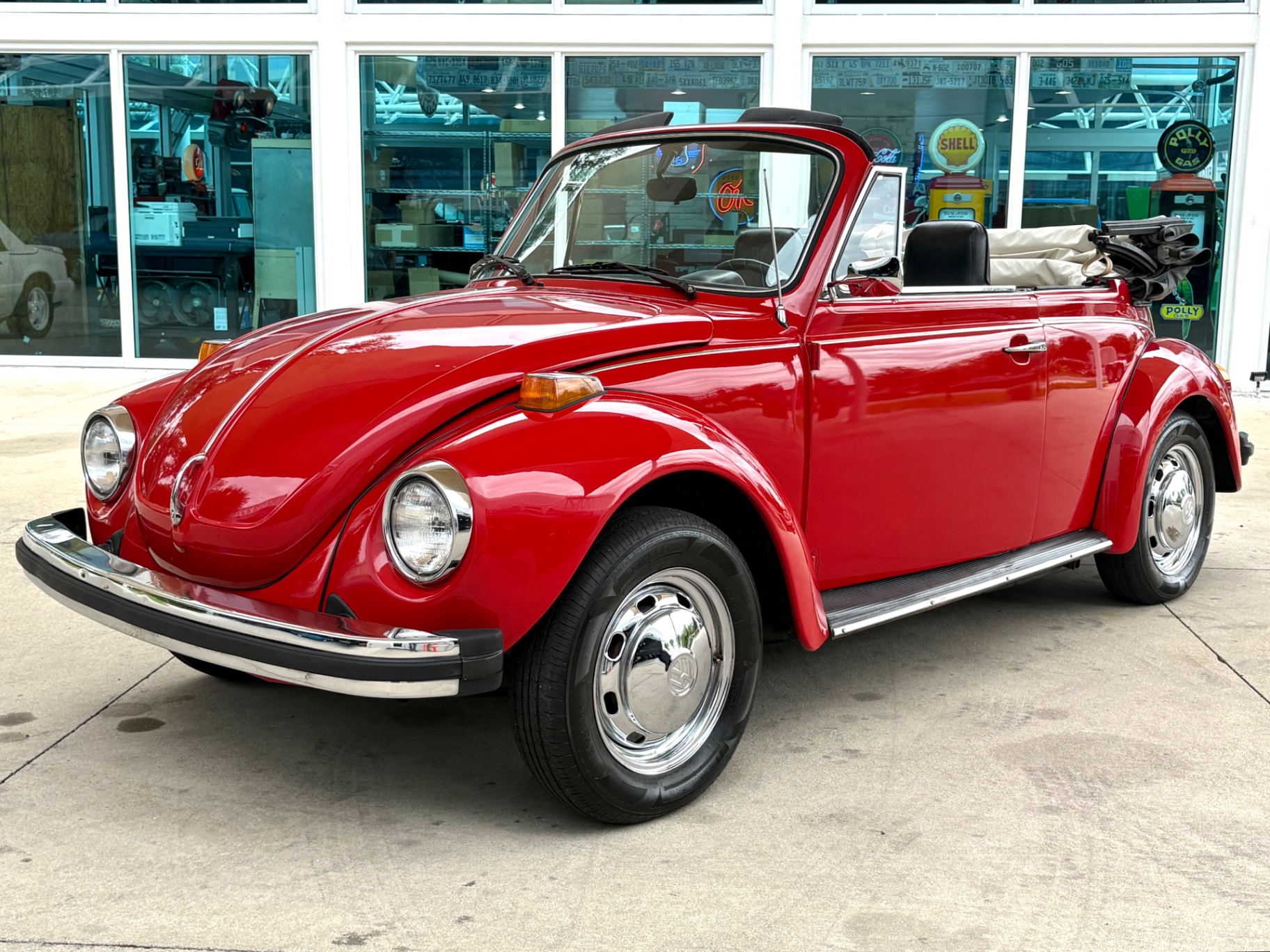 Vehicle photo 11