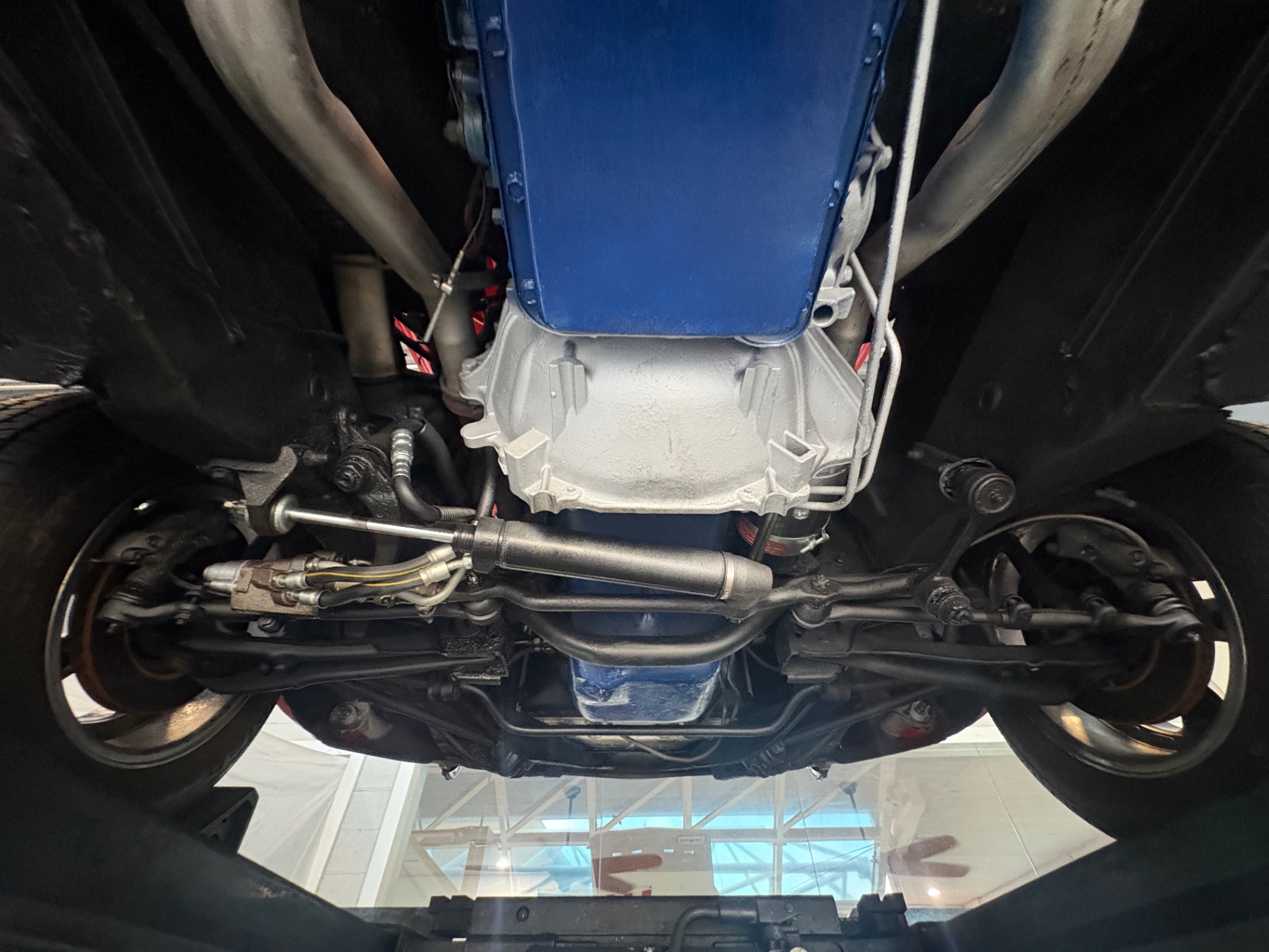 Vehicle photo 56