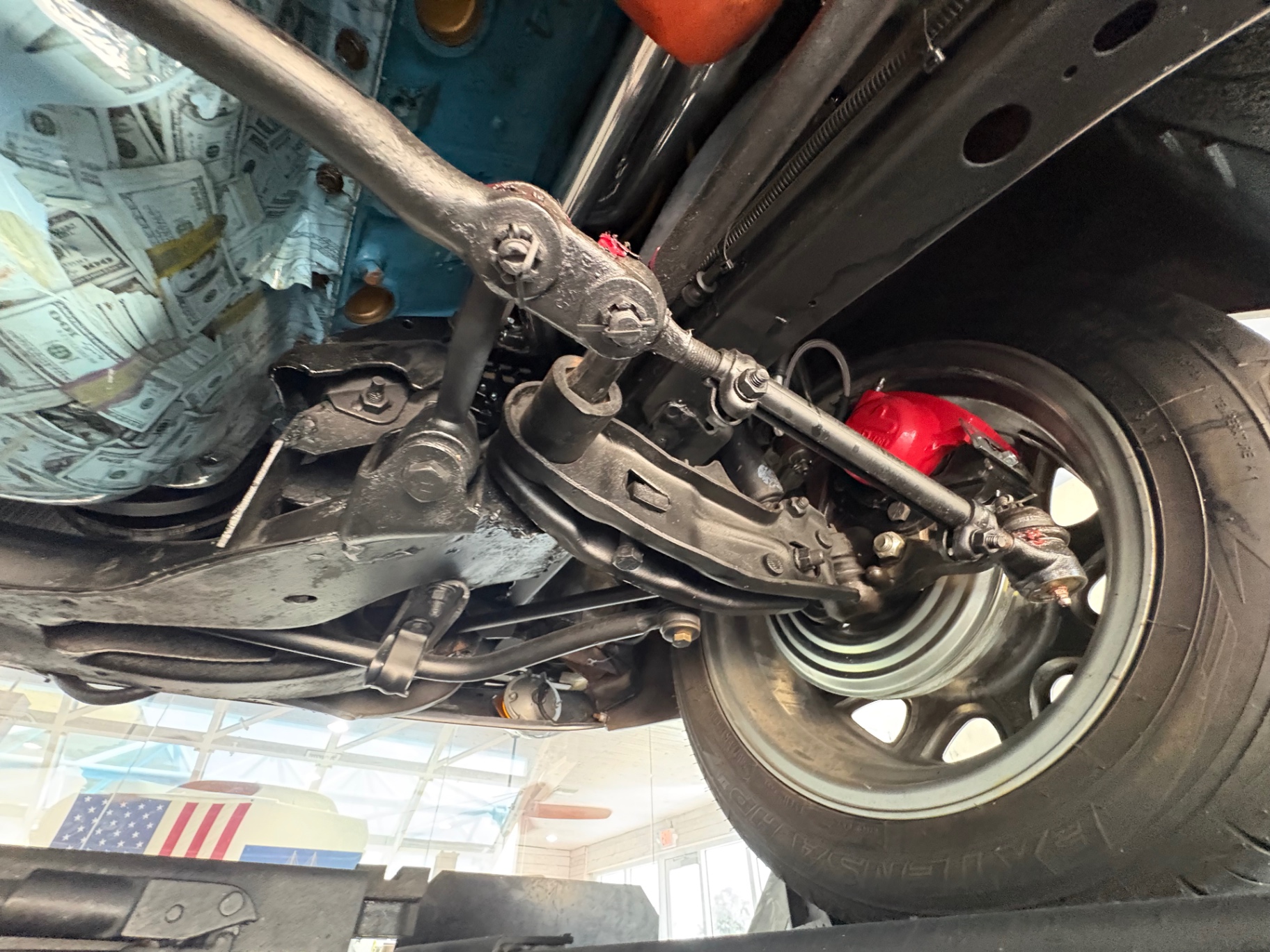 Vehicle photo 56