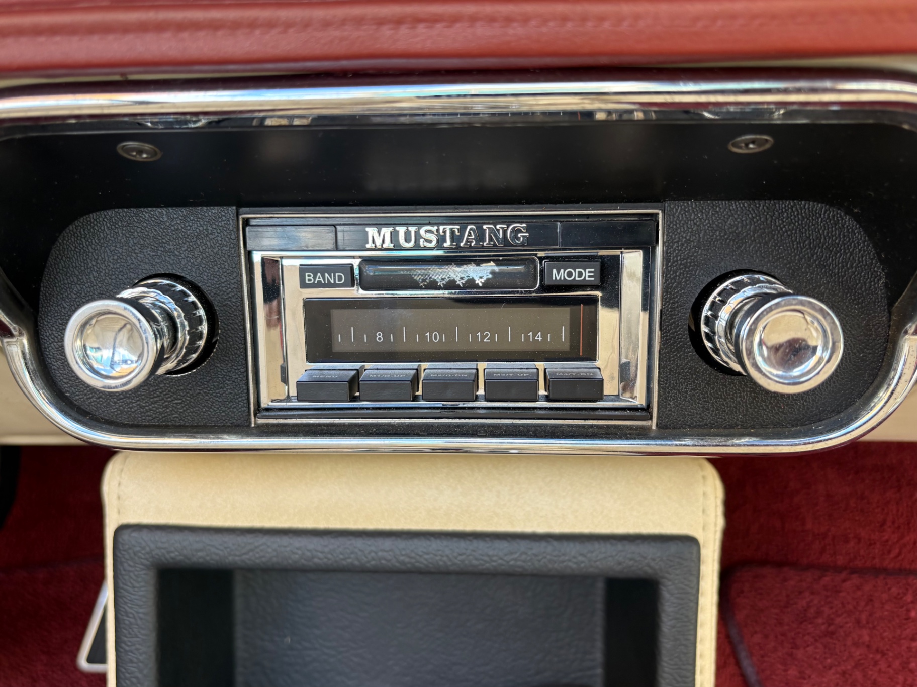 Vehicle photo 47