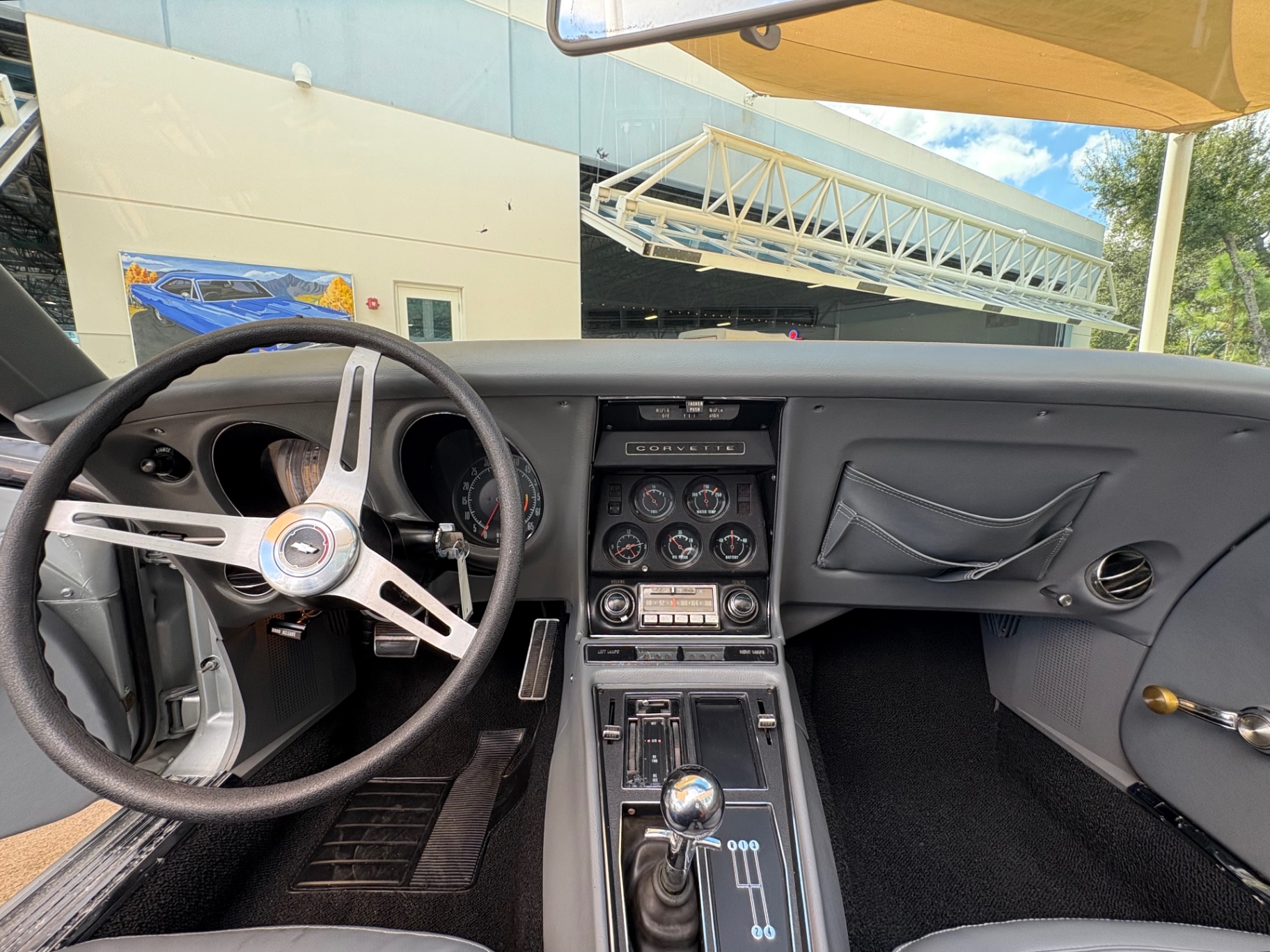 Vehicle photo 51