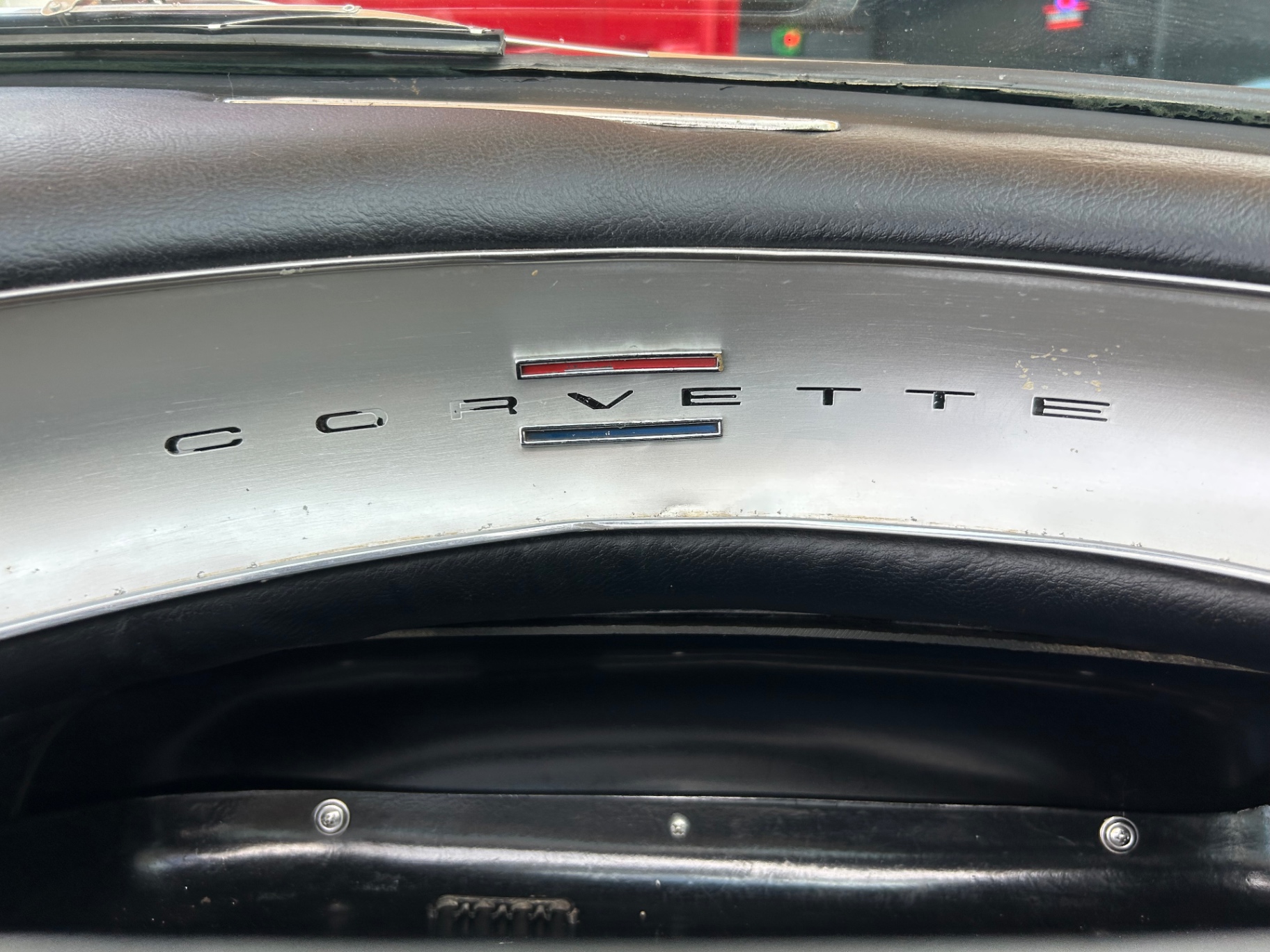 Vehicle photo 45