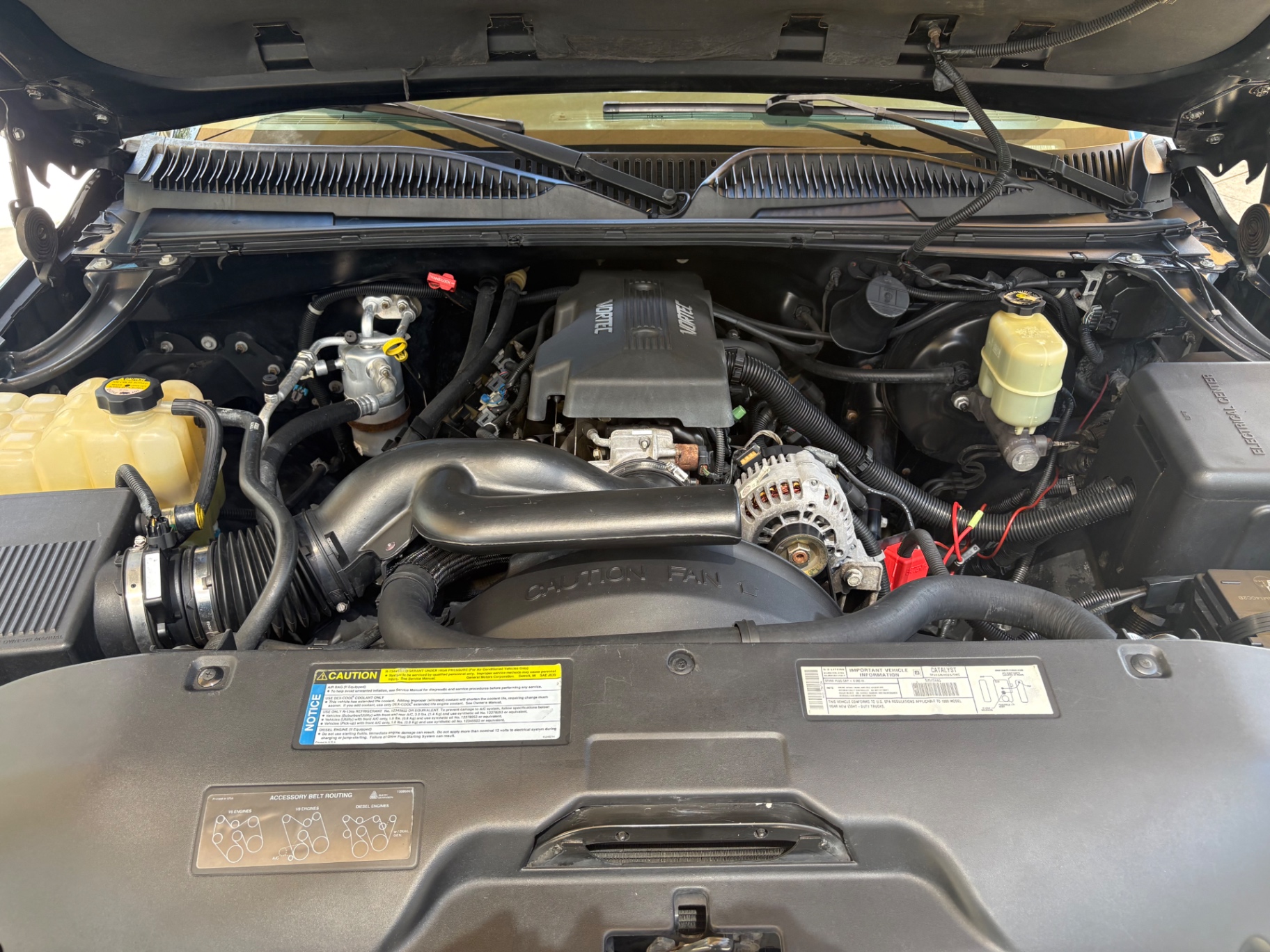 Vehicle photo 27