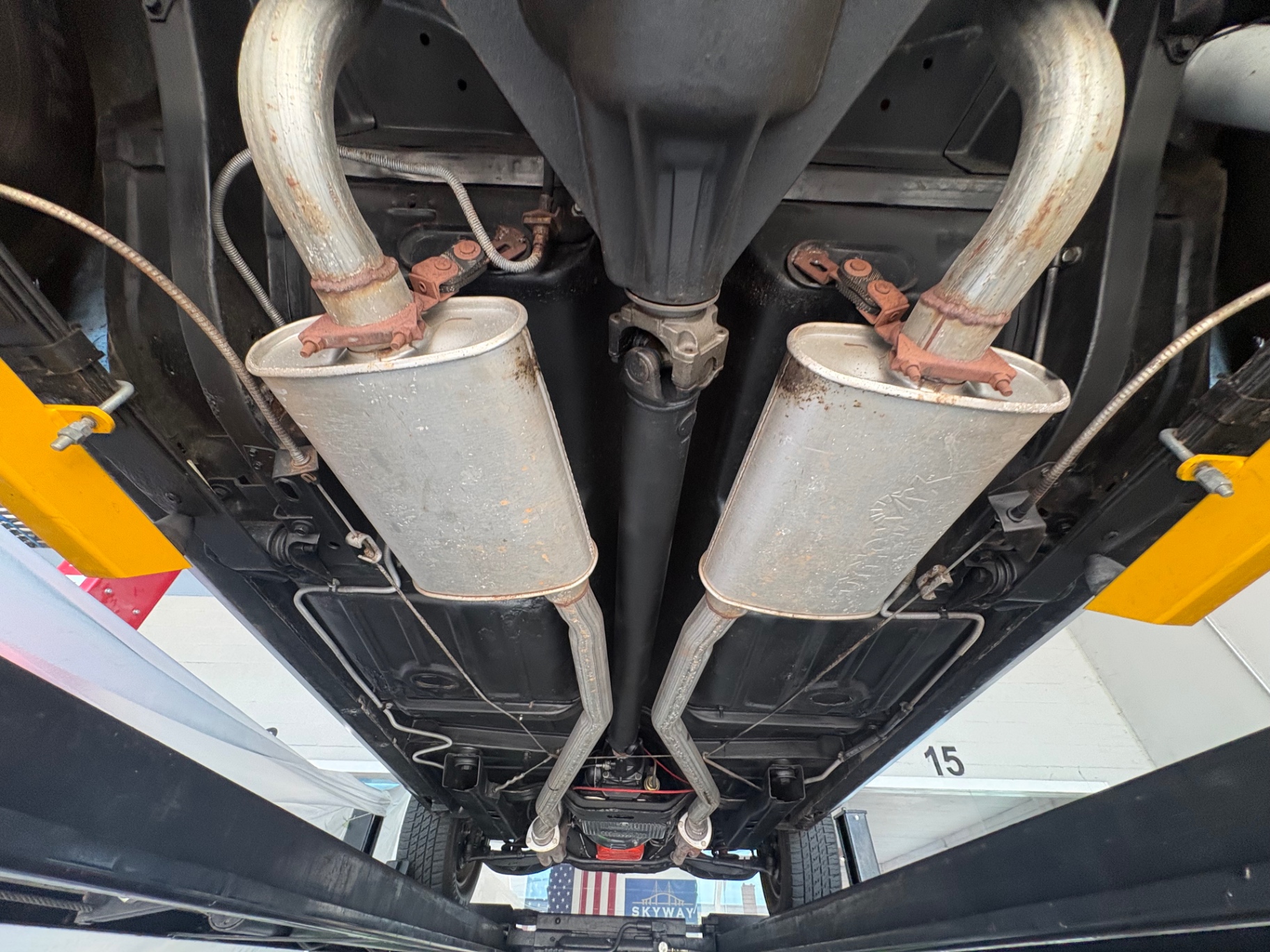 Vehicle photo 50