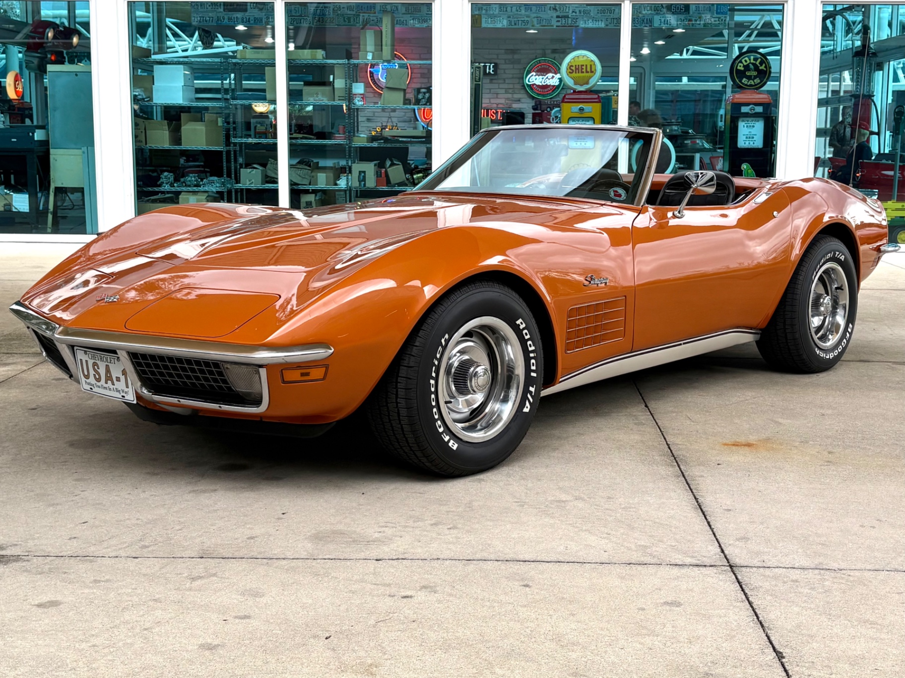 Vehicle photo 11
