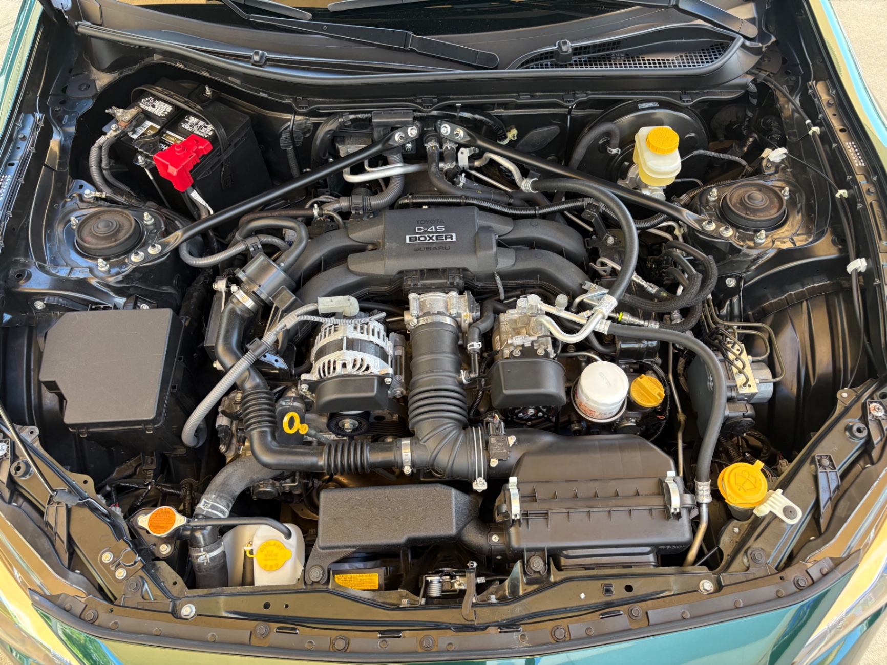 Vehicle photo 25