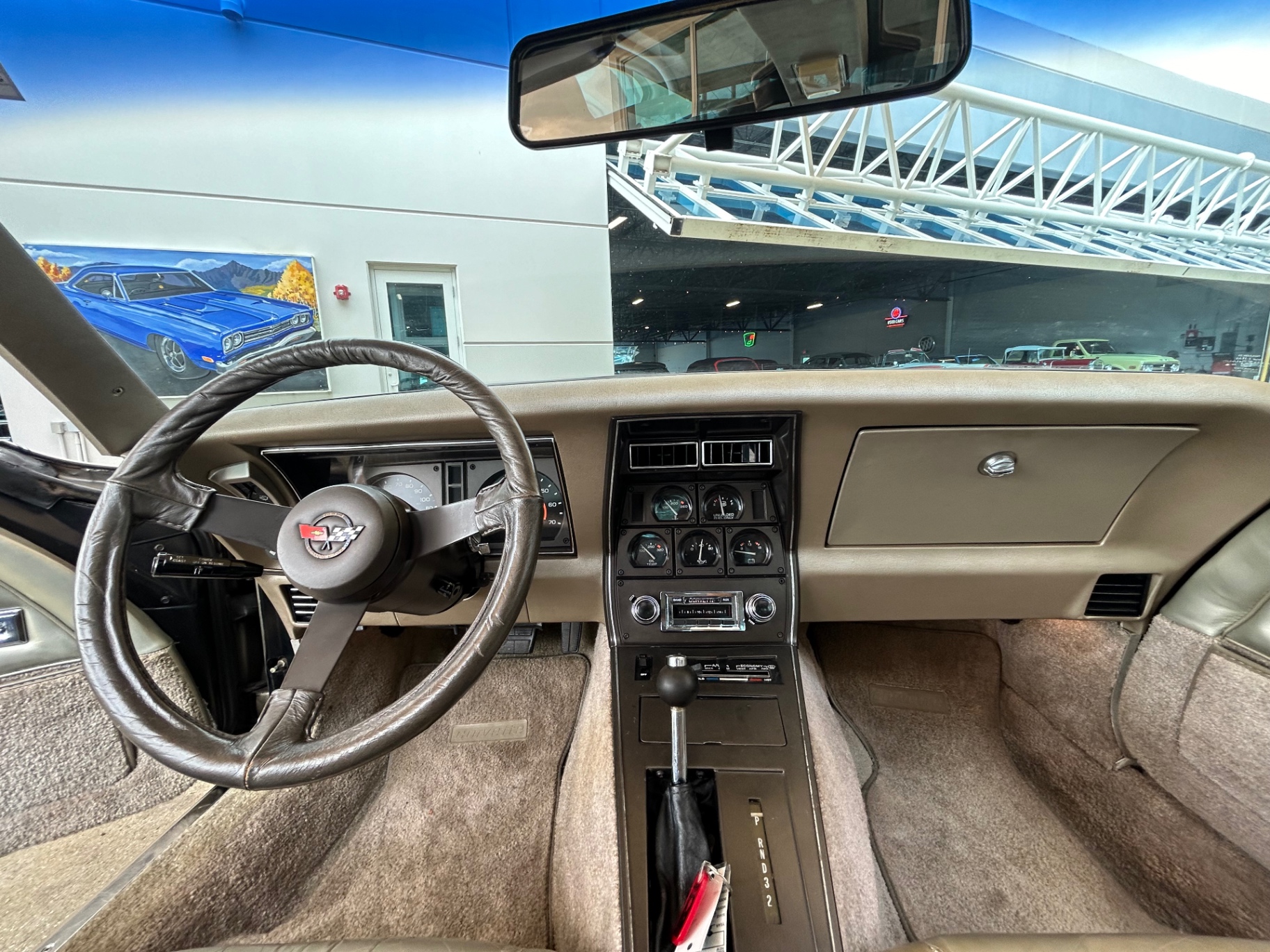 Vehicle photo 21
