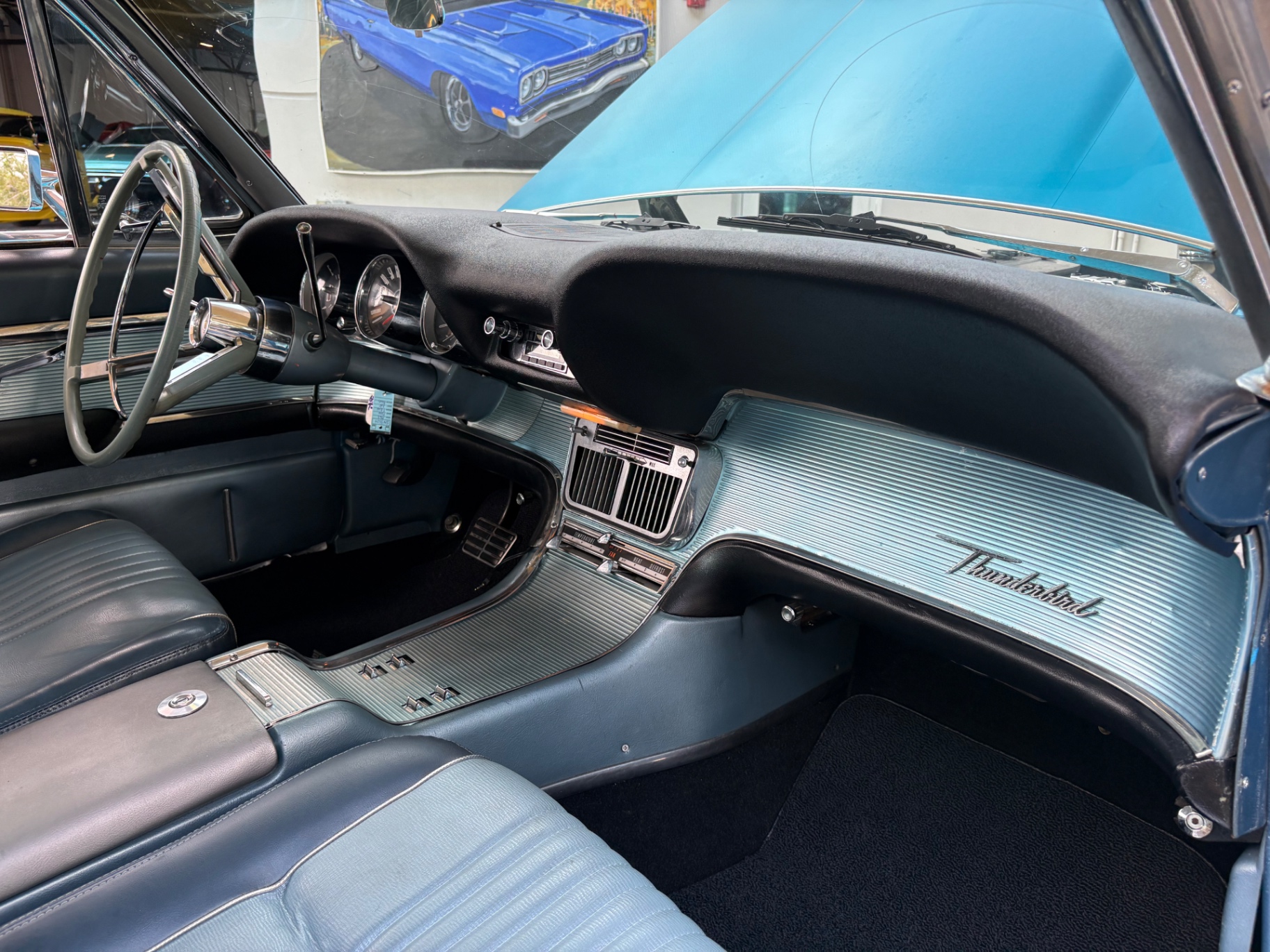 Vehicle photo 39