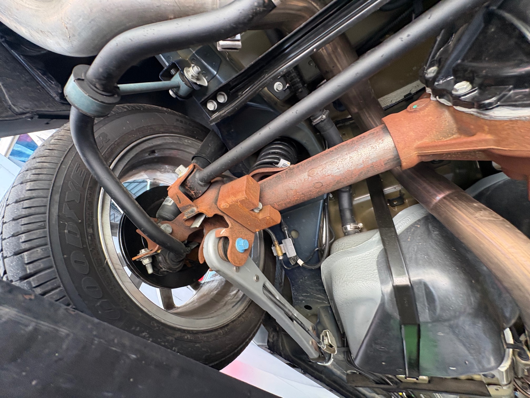 Vehicle photo 47