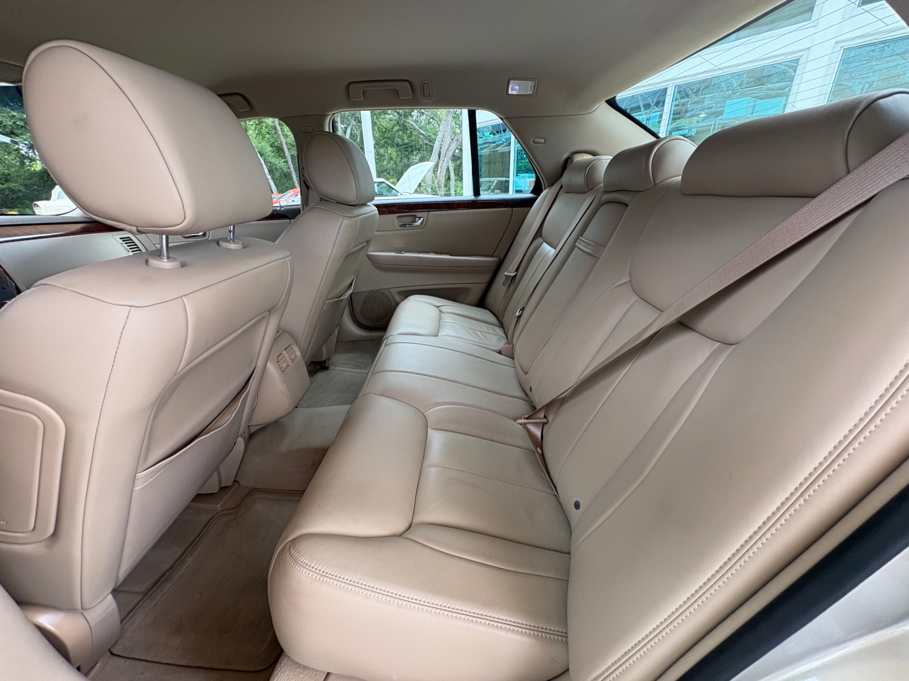 Vehicle photo 36