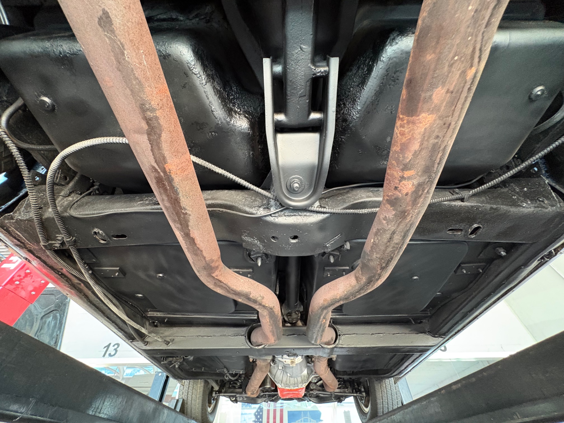 Vehicle photo 58