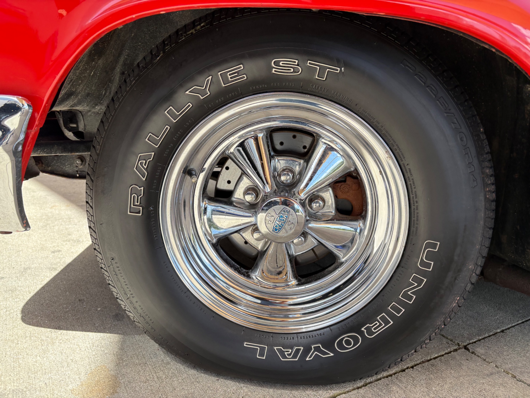 Vehicle photo 21