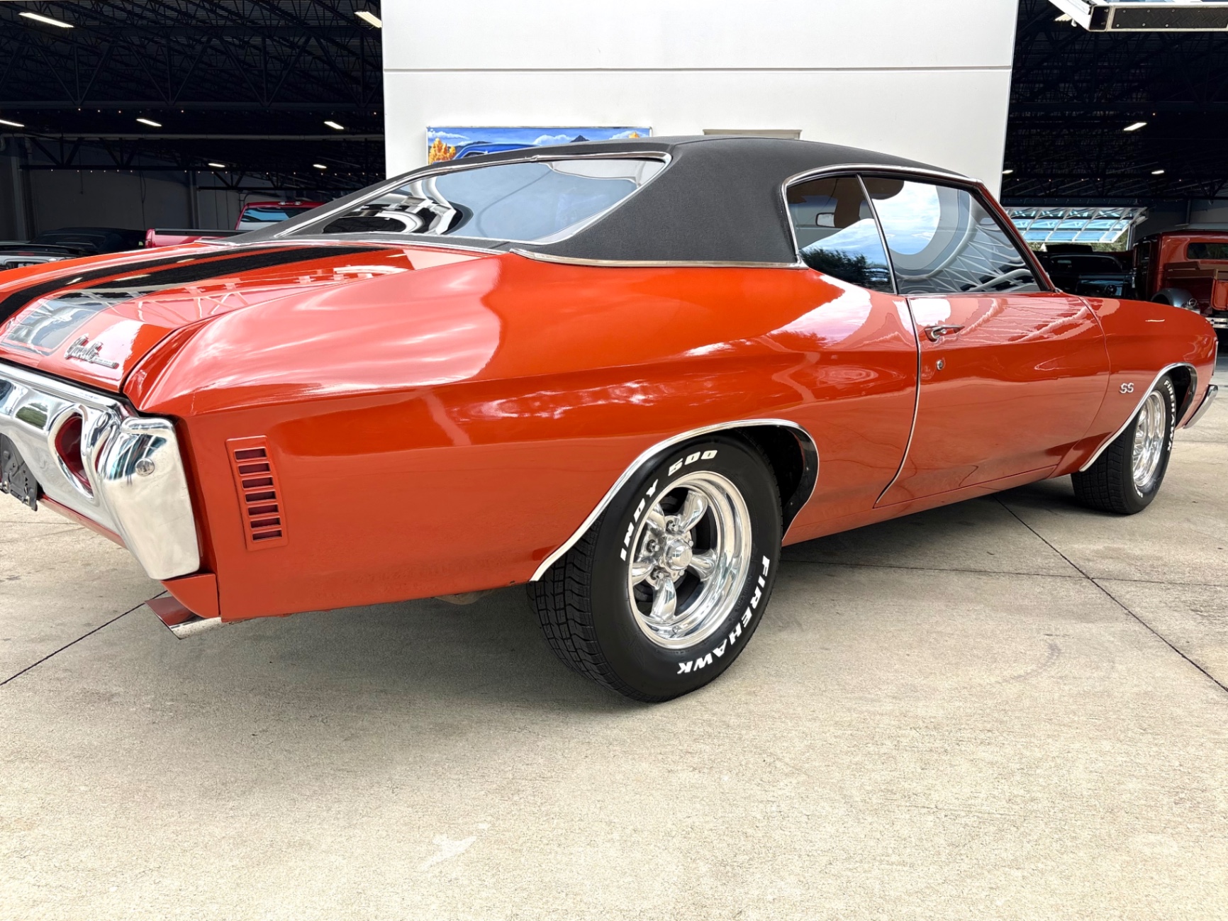 Vehicle photo 15