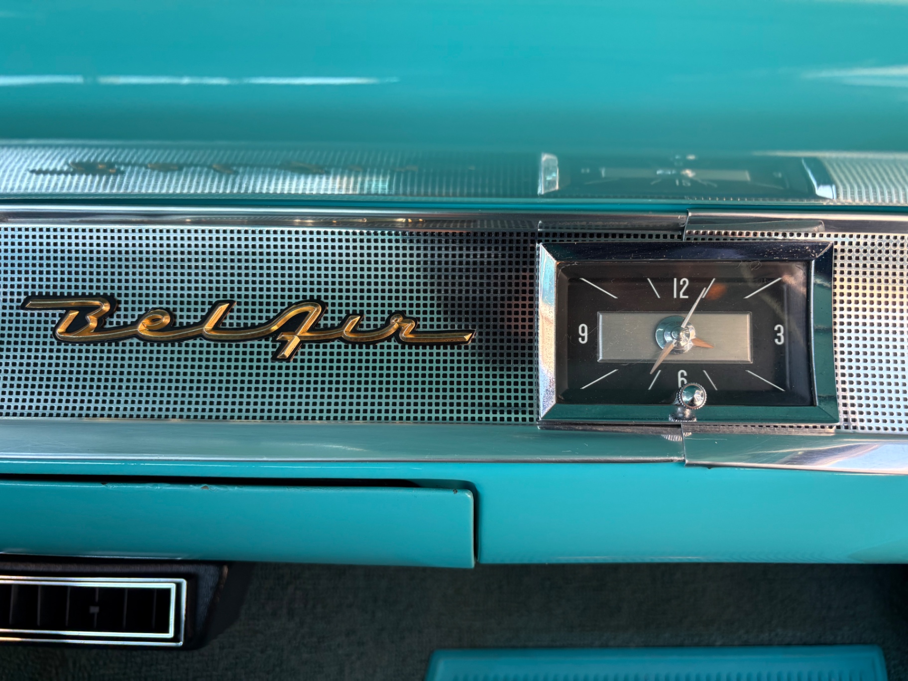 Vehicle photo 37
