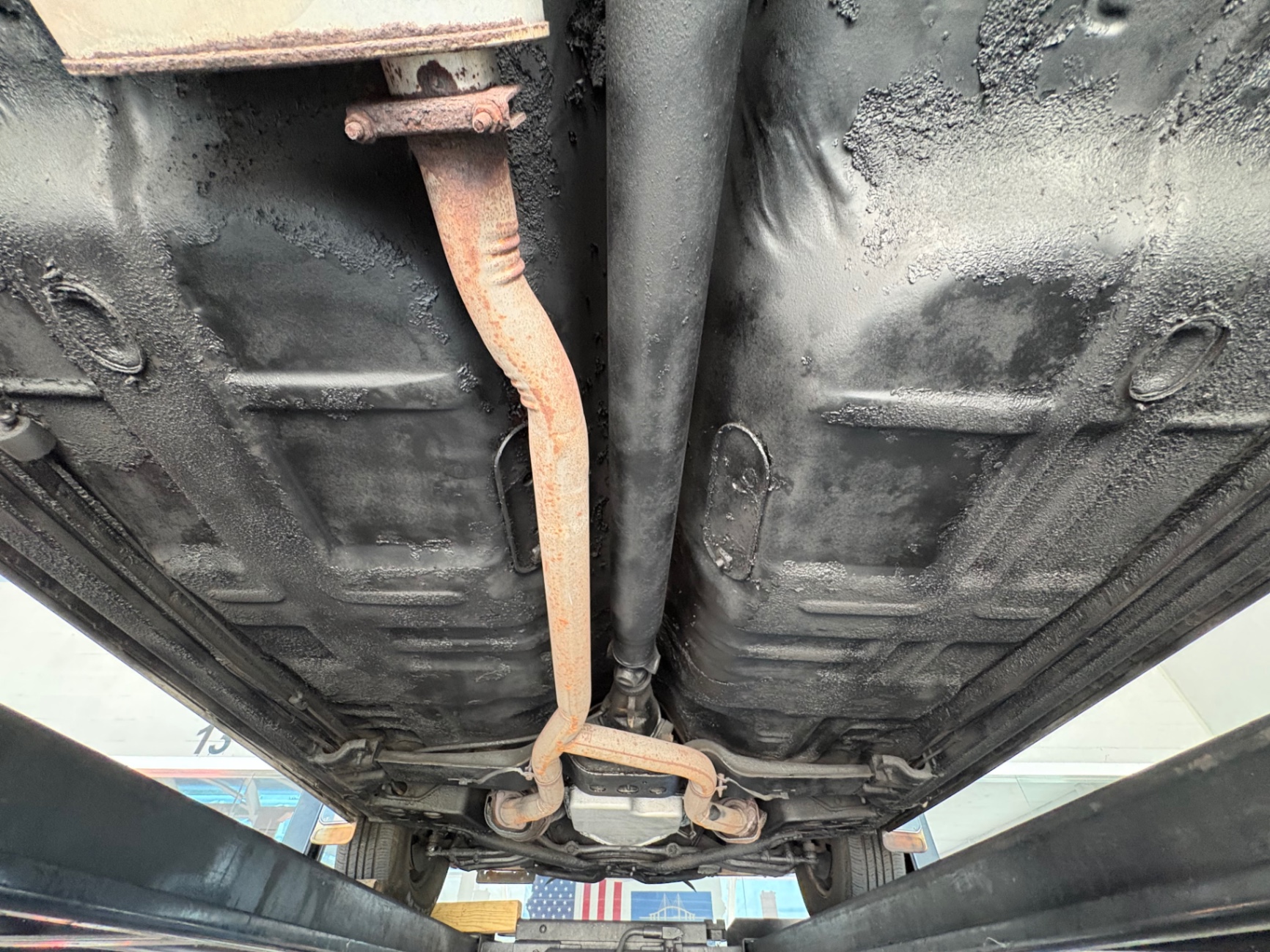Vehicle photo 49