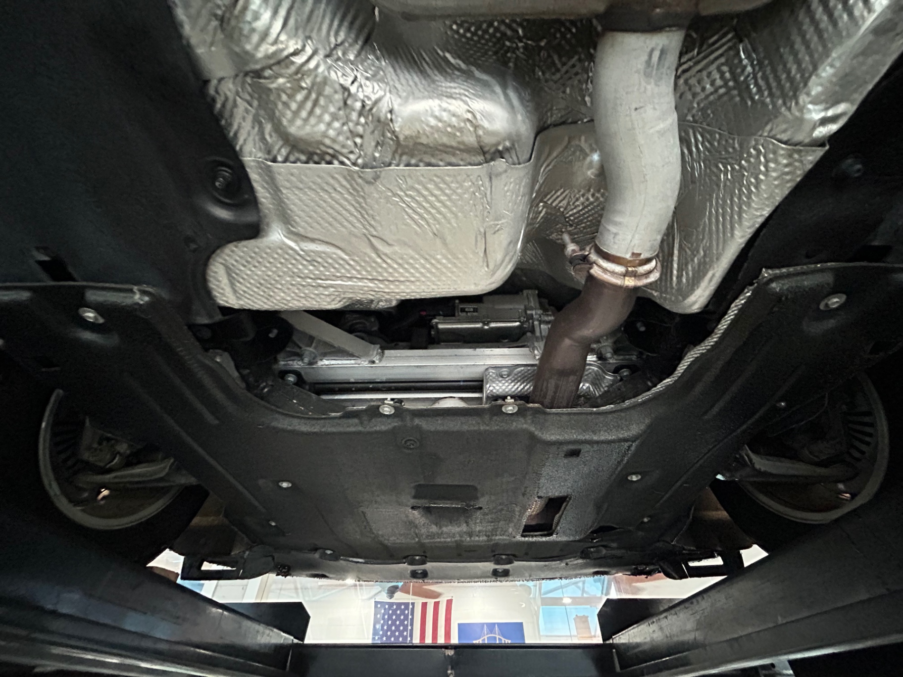 Vehicle photo 48