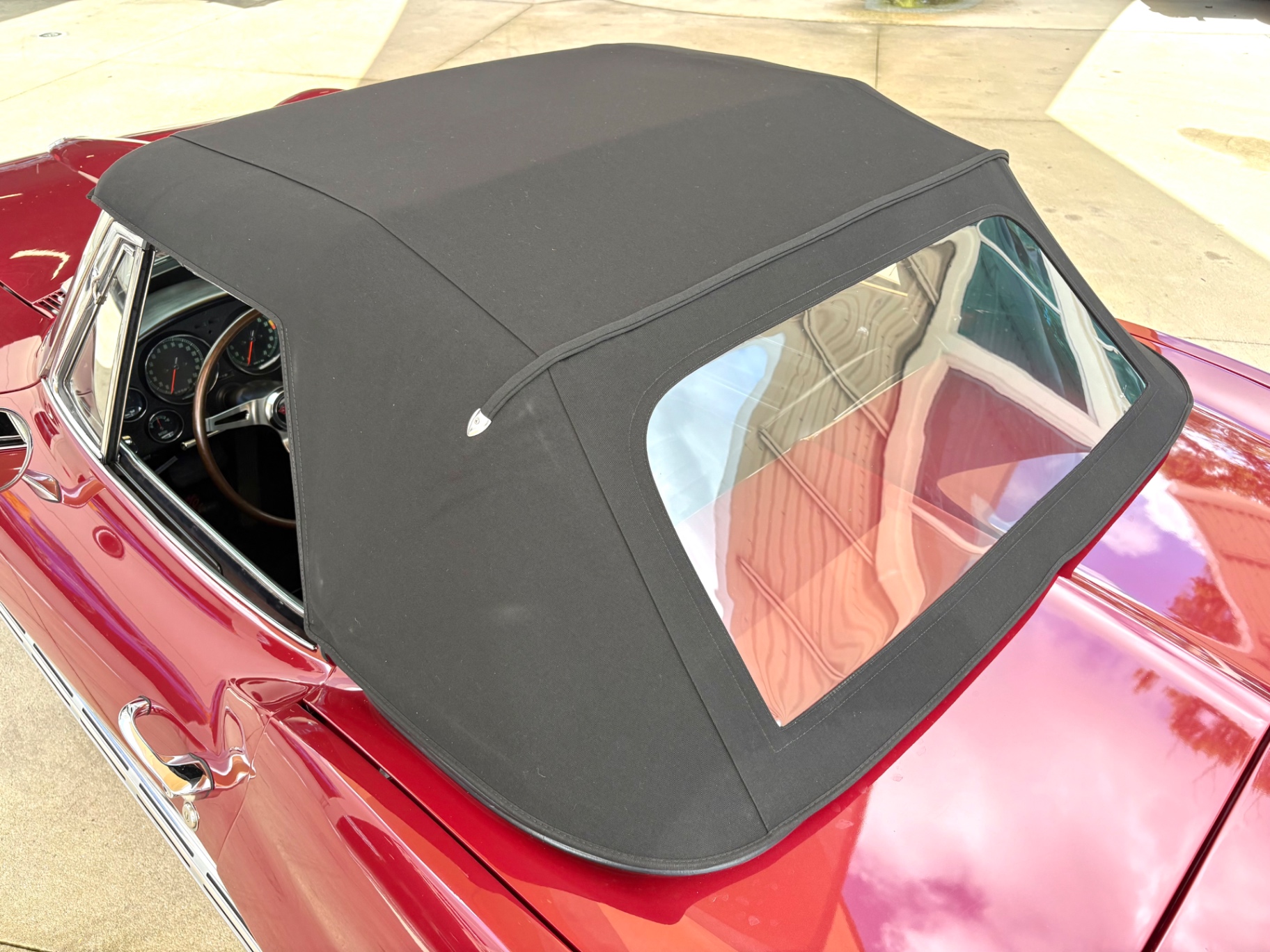 Vehicle photo 25
