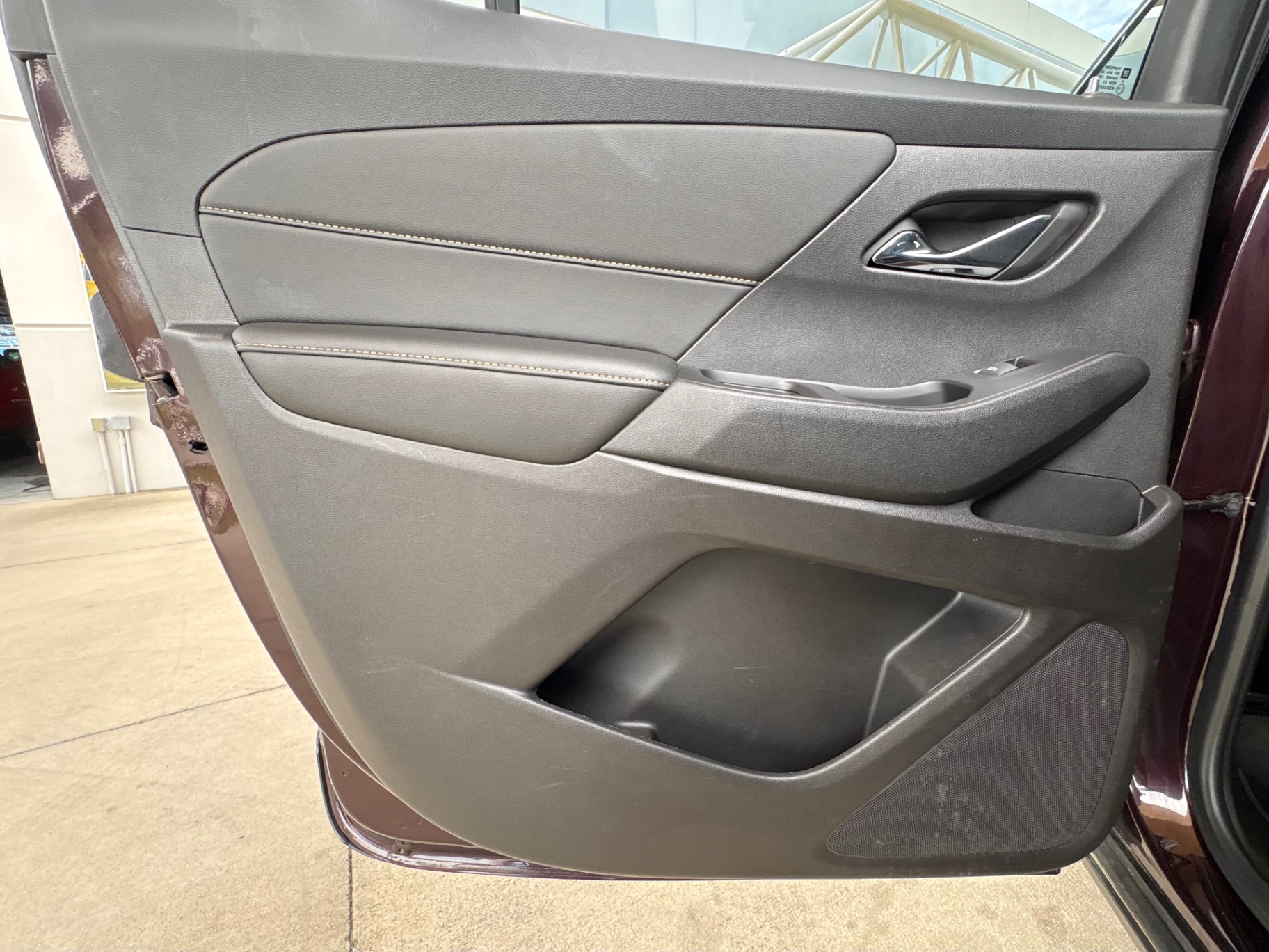 Vehicle photo 37