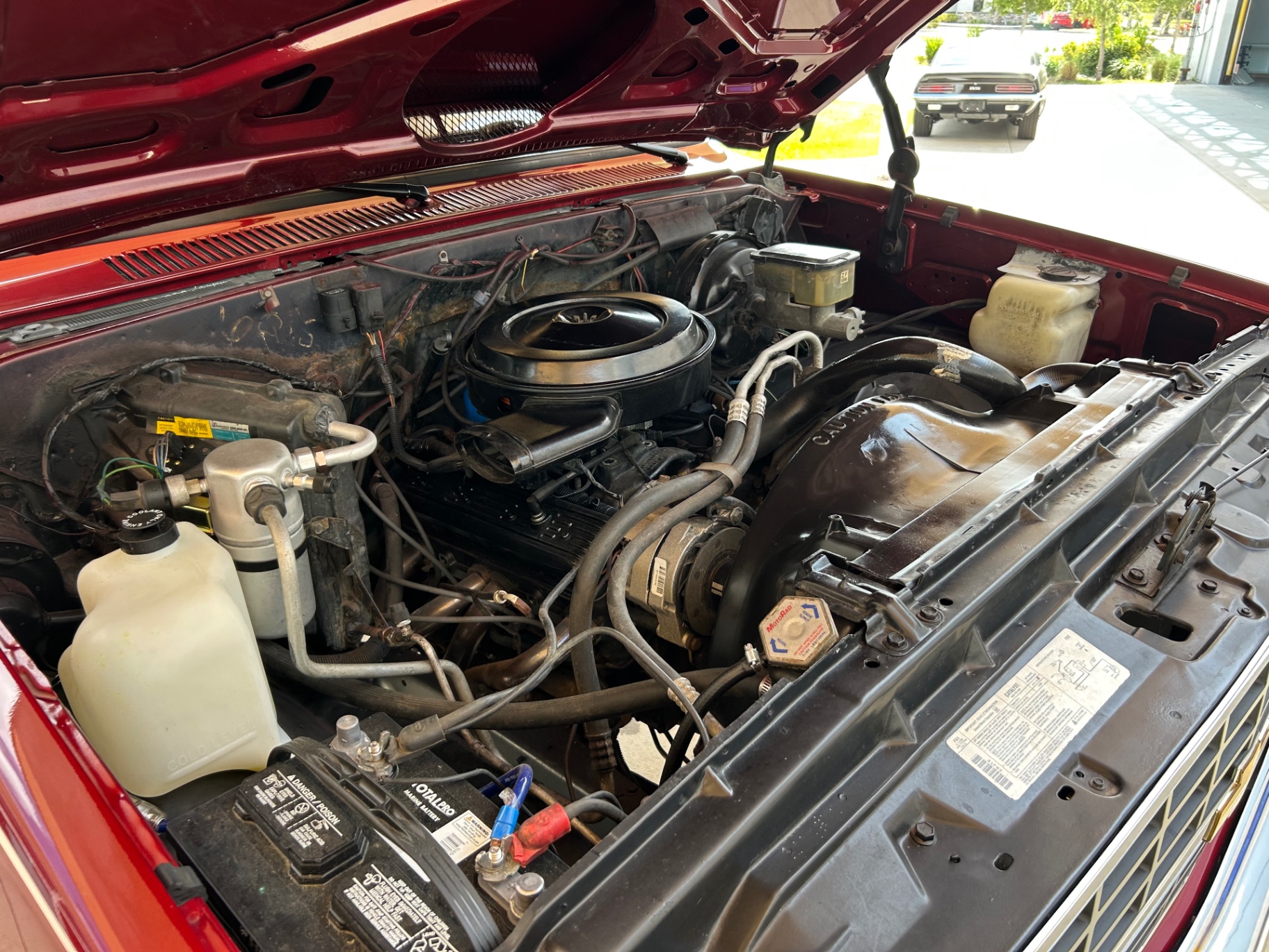 Vehicle photo 24