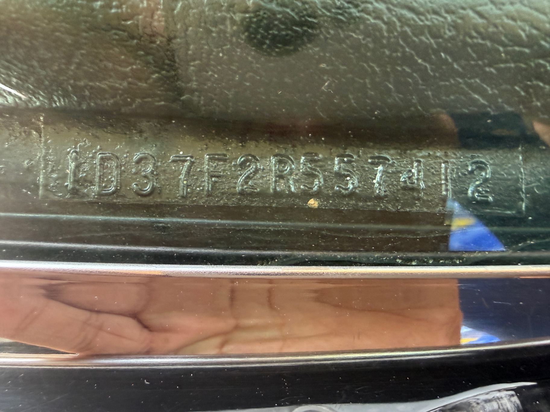 Vehicle photo 28