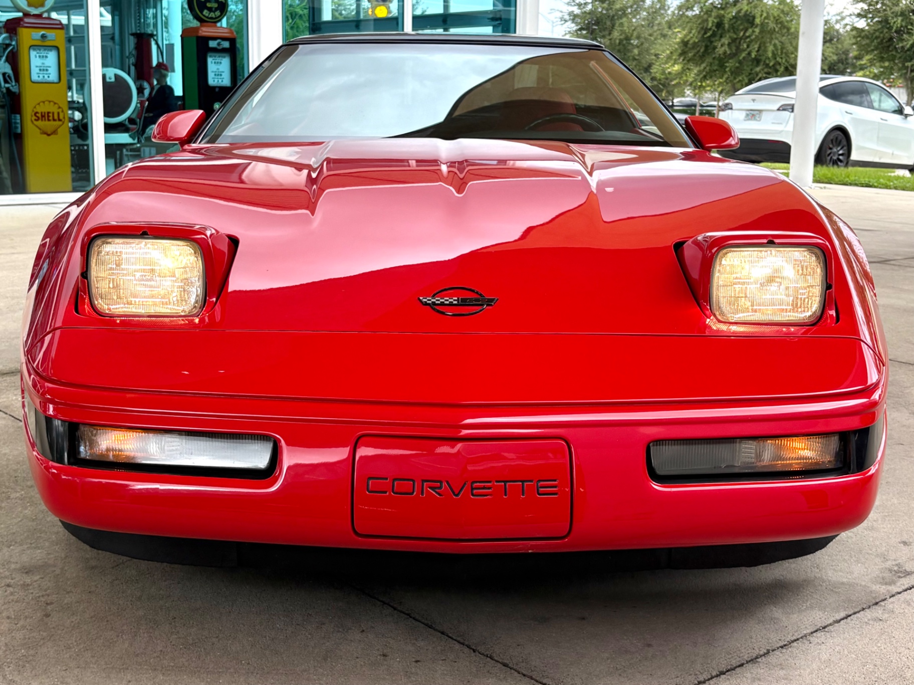 Vehicle photo 4