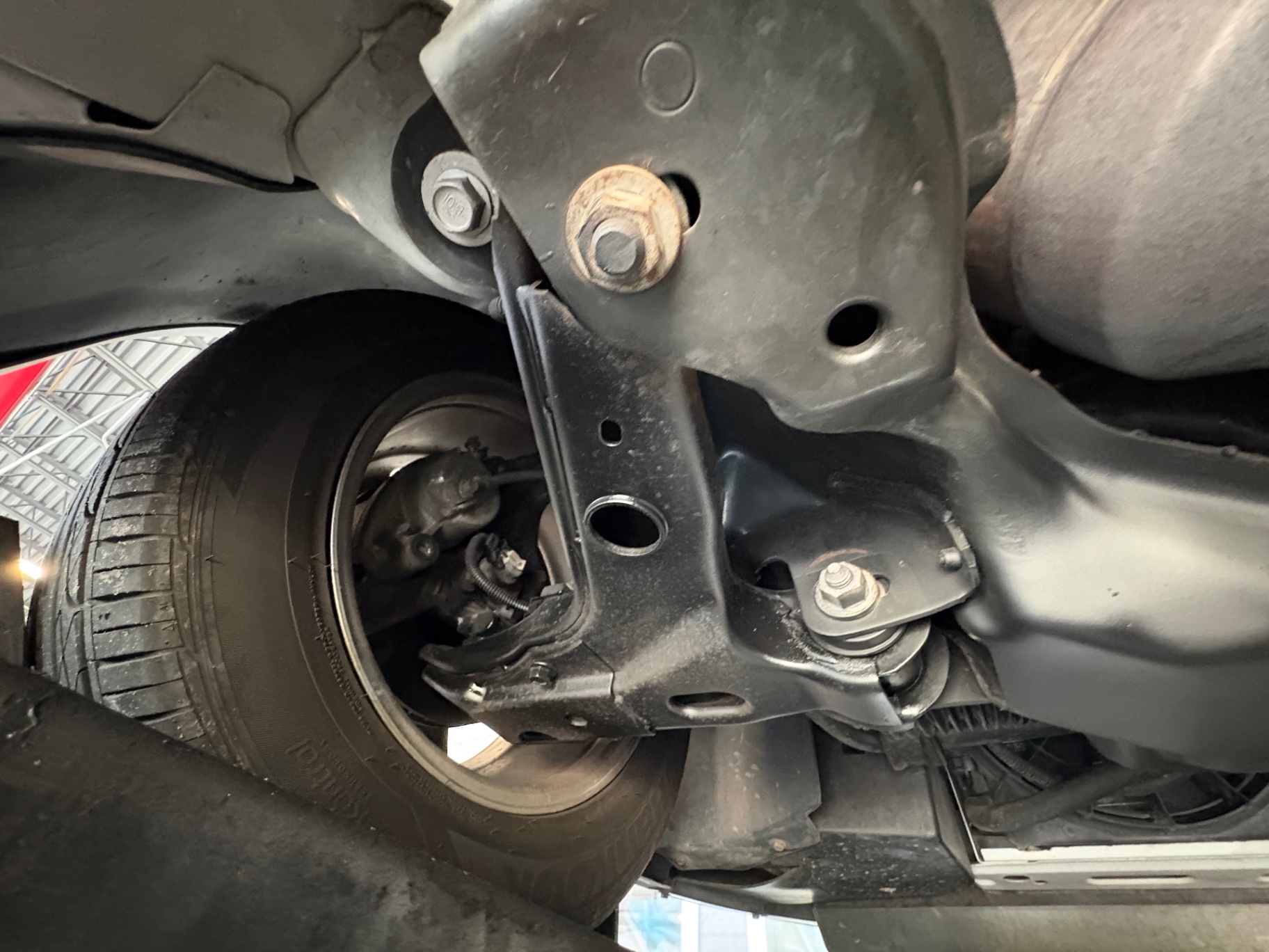 Vehicle photo 48