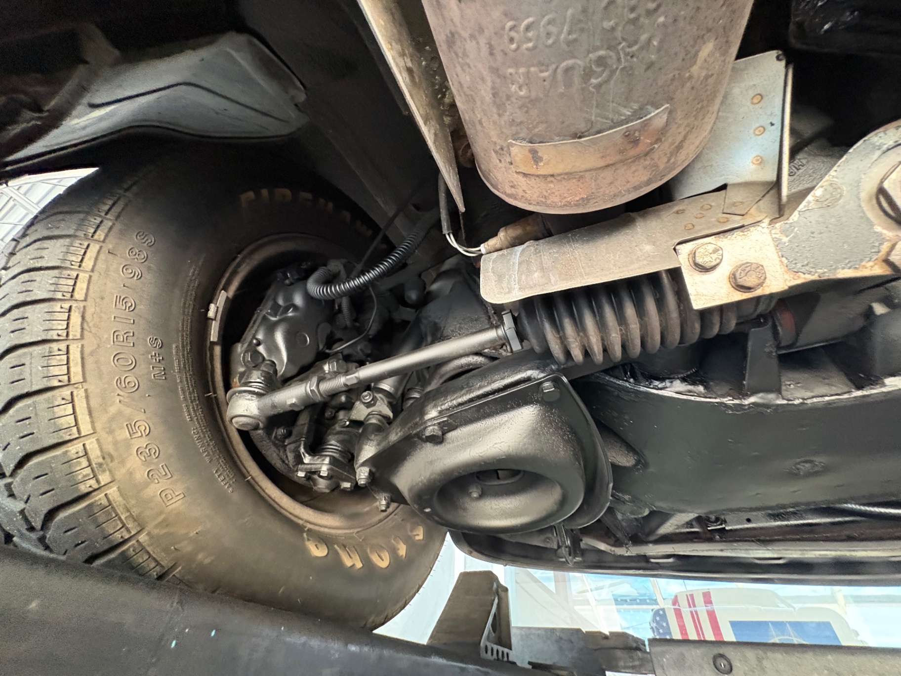 Vehicle photo 53