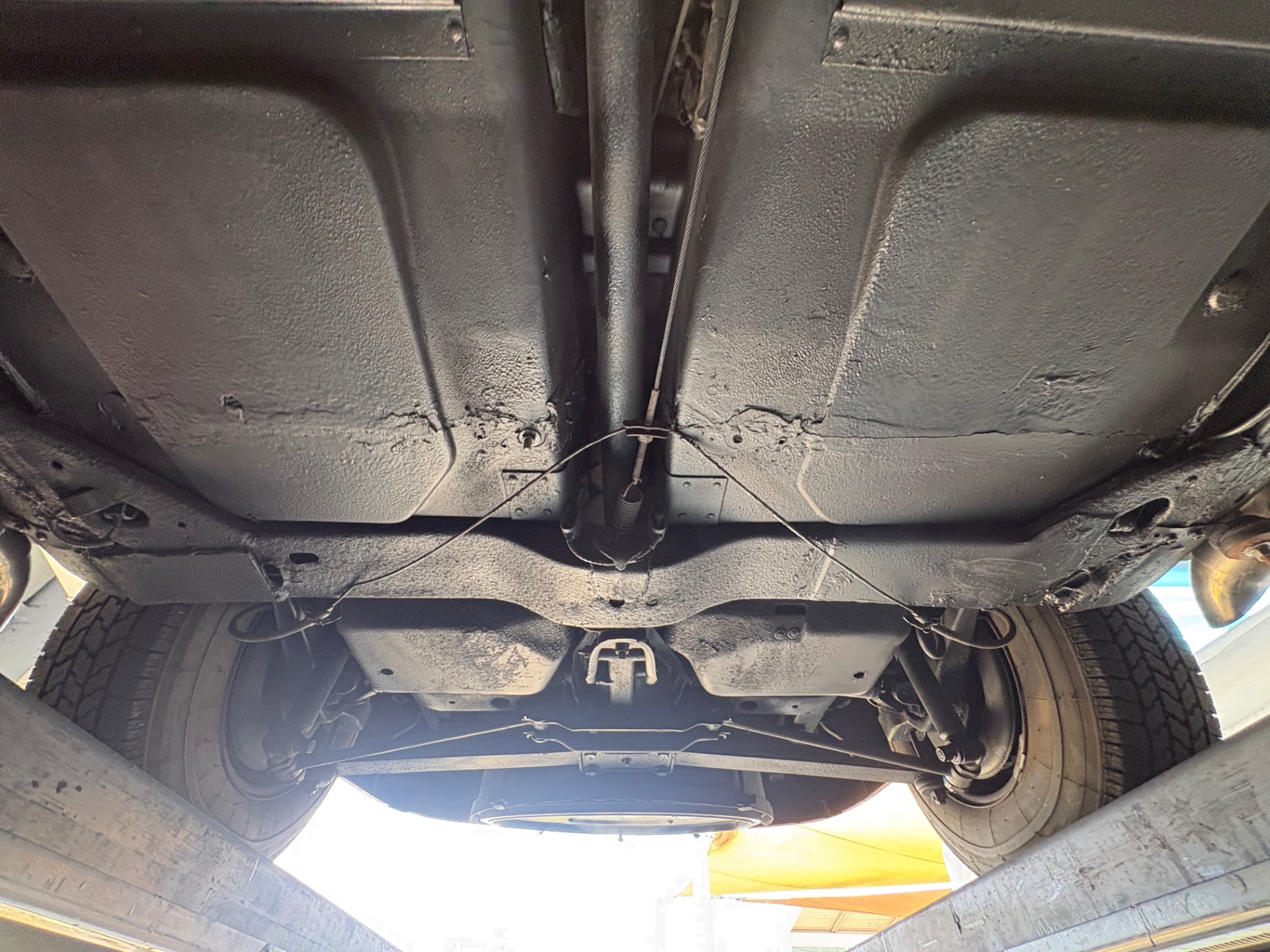 Vehicle photo 66