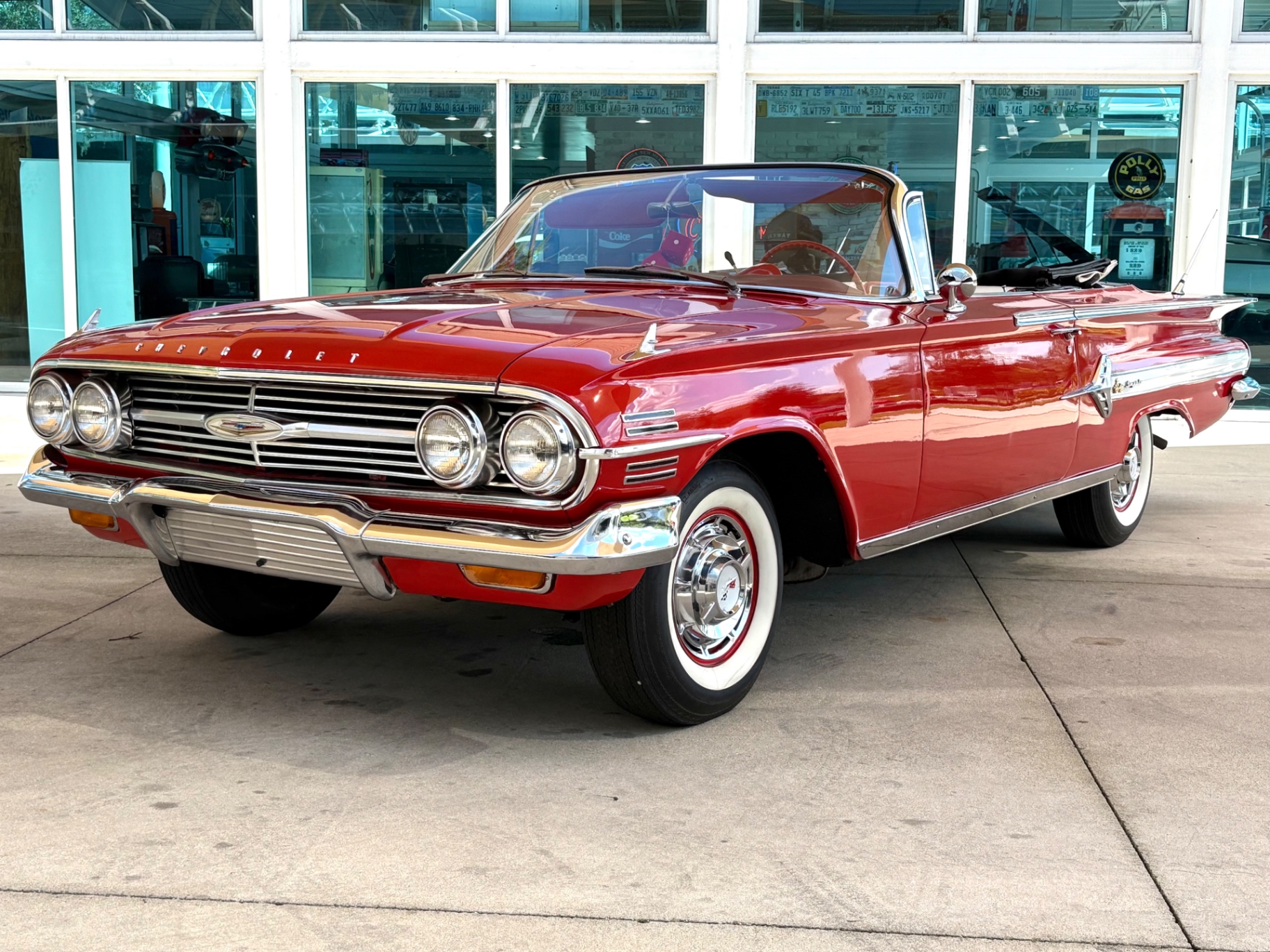Vehicle photo 9