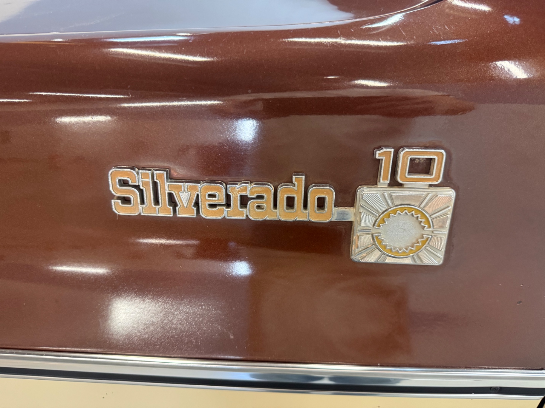Vehicle photo 21