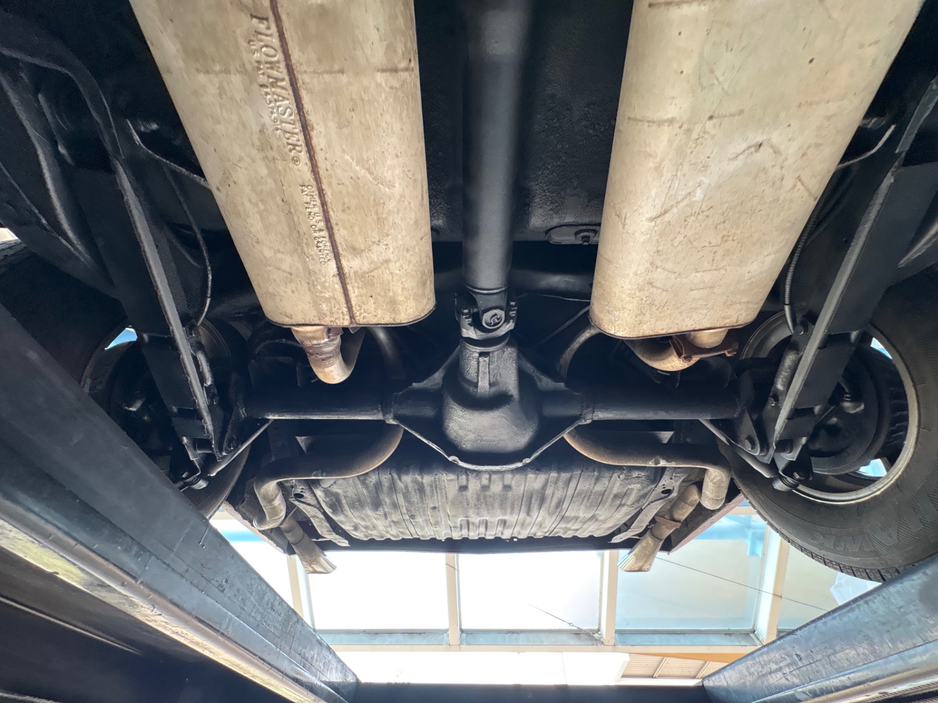 Vehicle photo 60