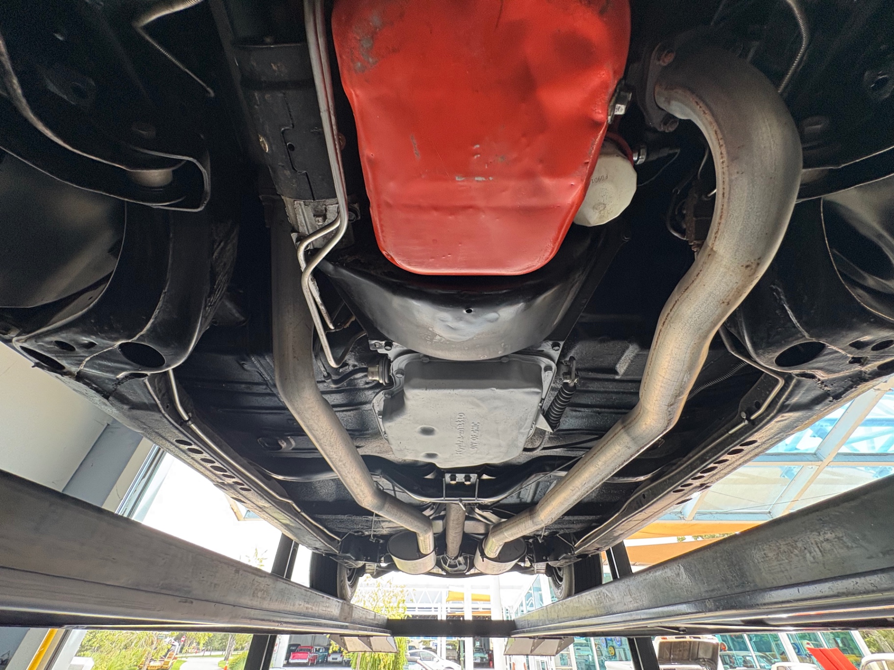 Vehicle photo 56