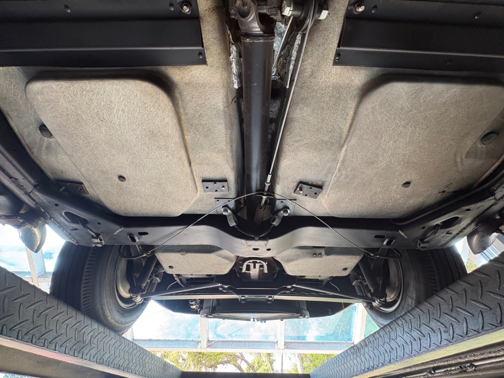 Vehicle photo 60