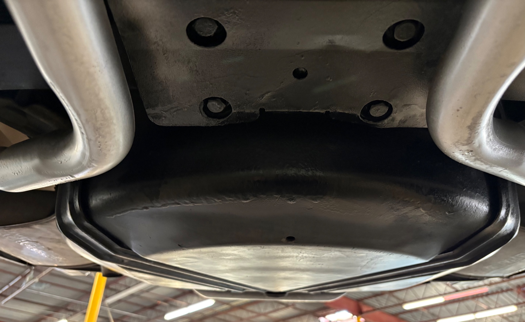 Vehicle photo 43