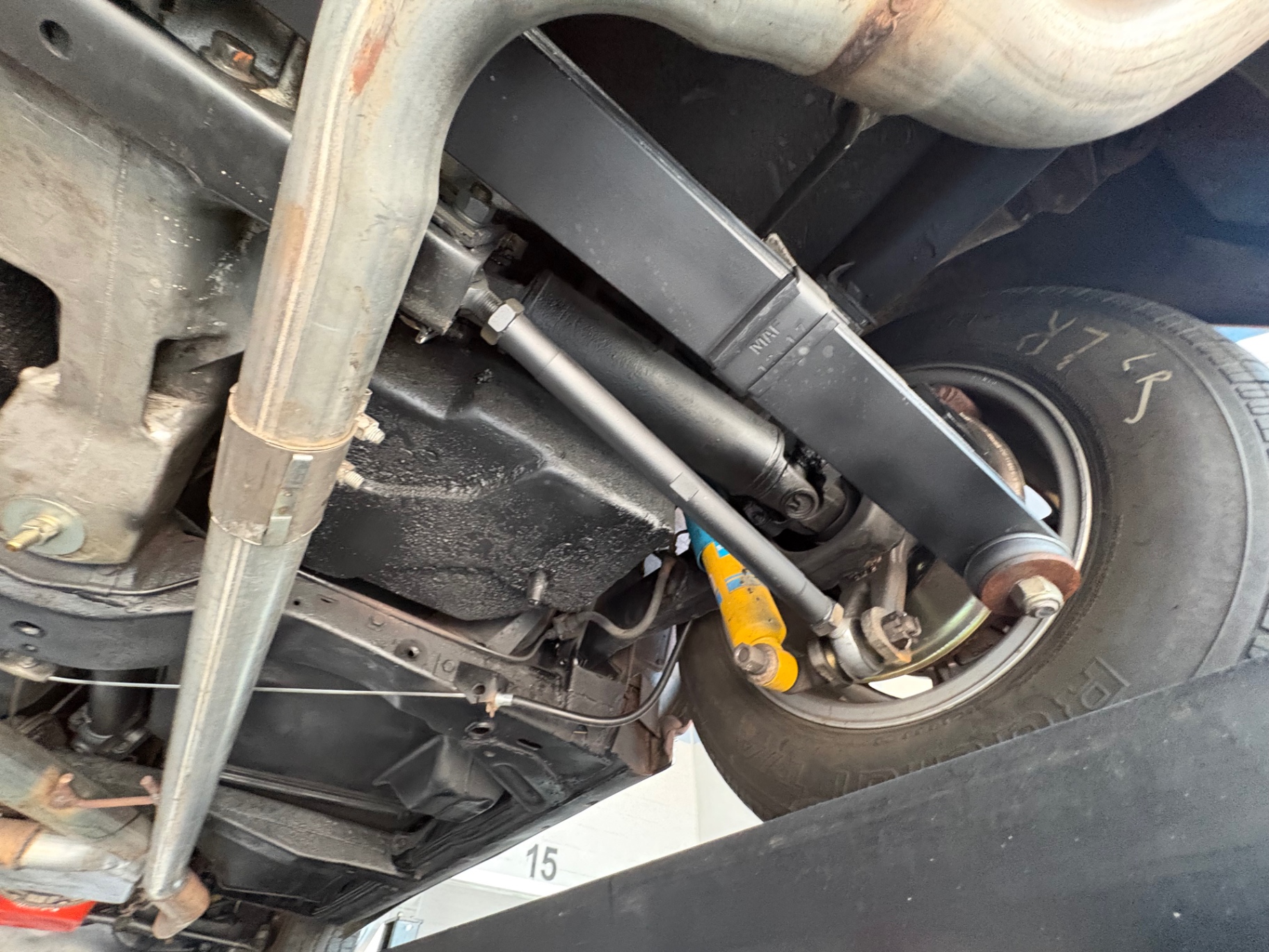 Vehicle photo 45