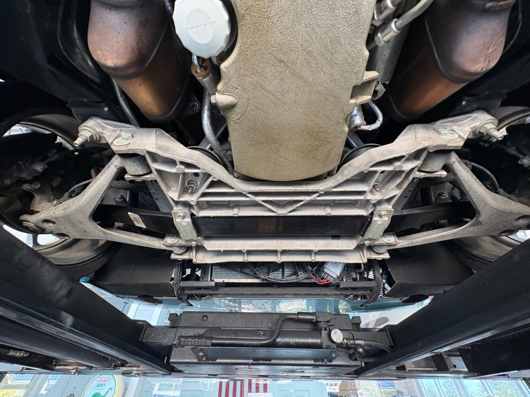 Vehicle photo 50