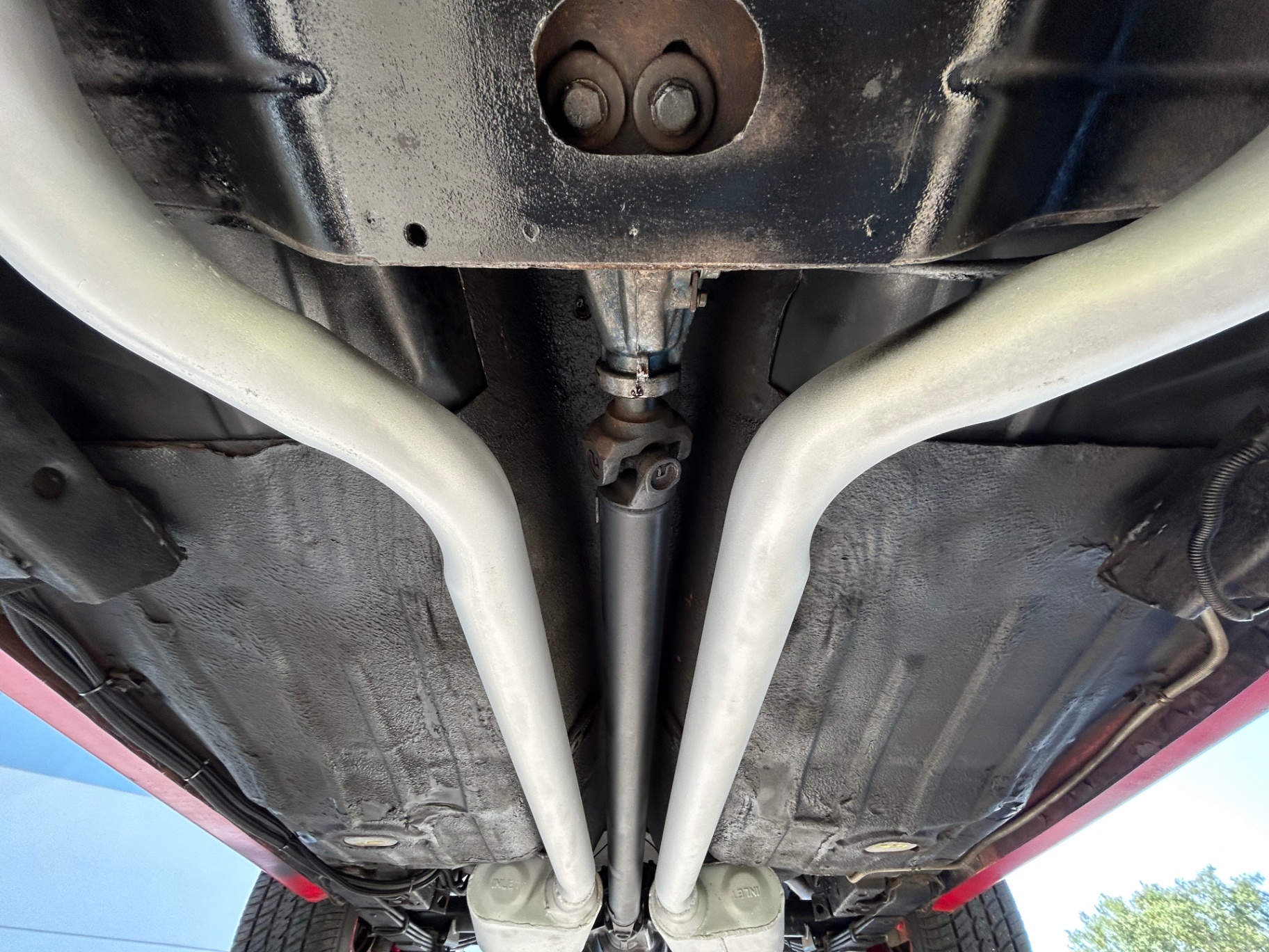 Vehicle photo 38